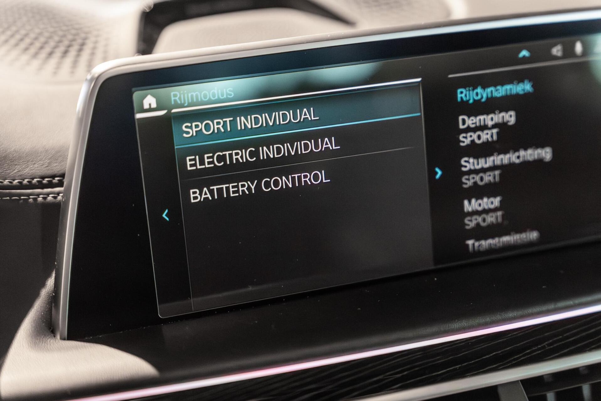Foto van BMW 745e