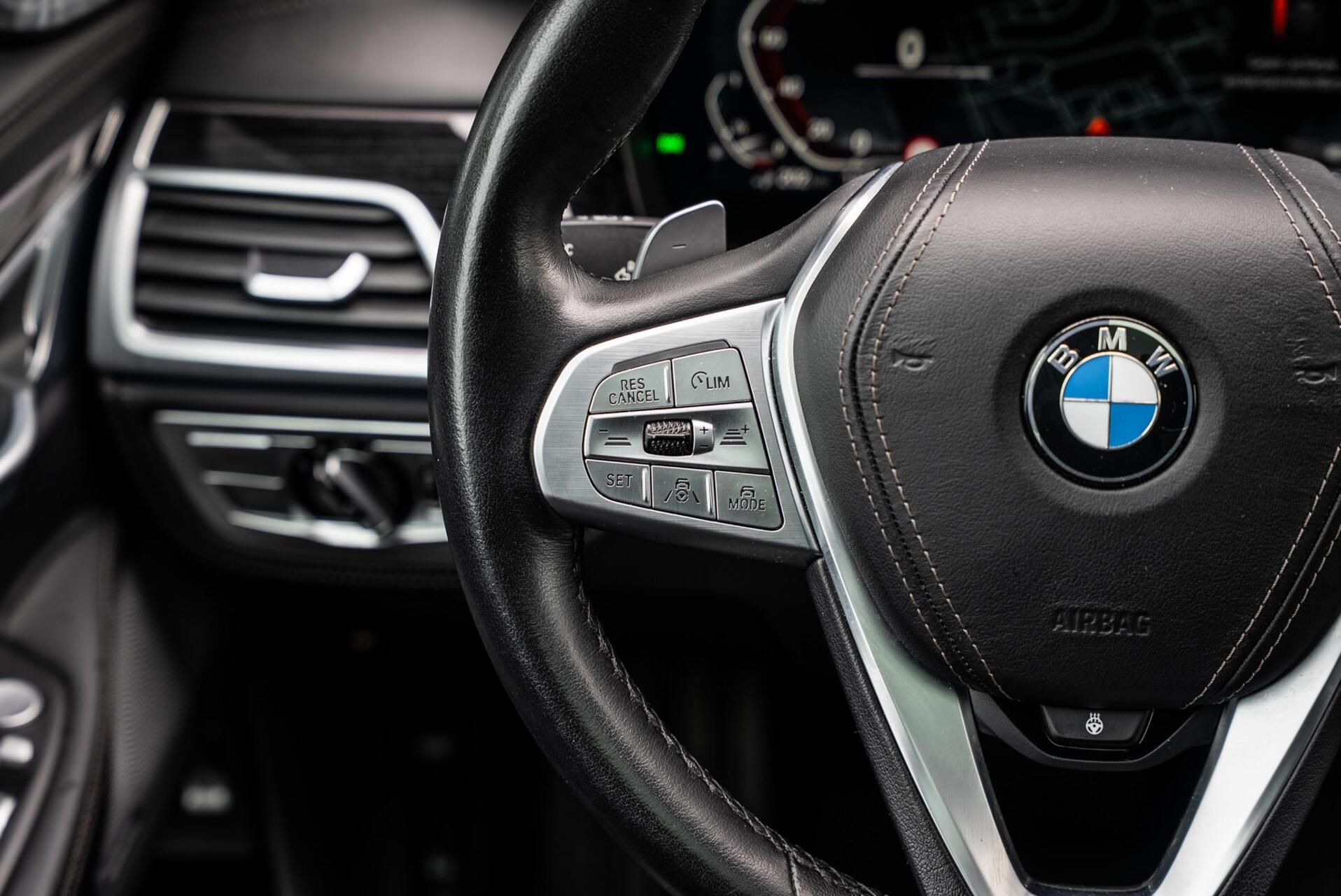 Foto van BMW 745e
