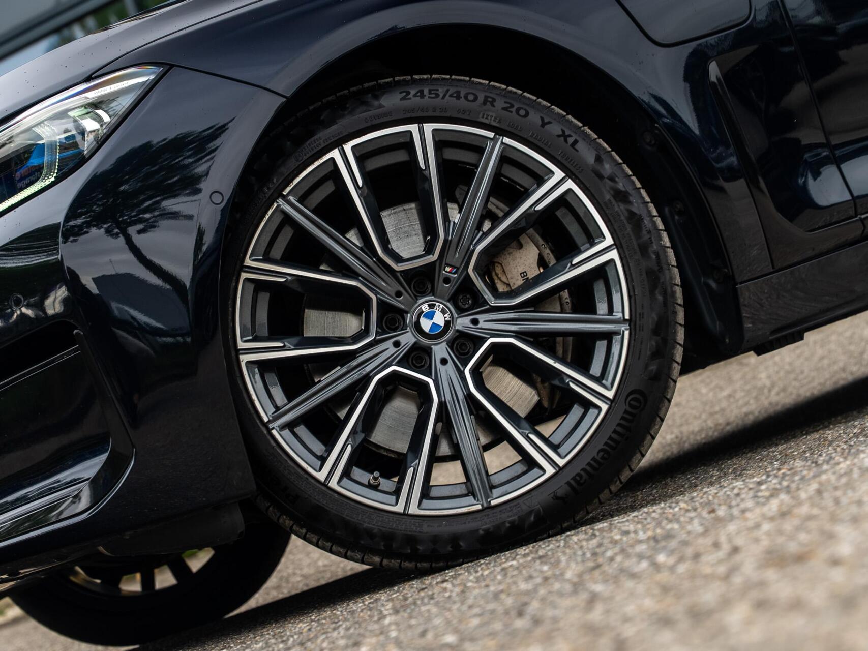 Foto van BMW 745e