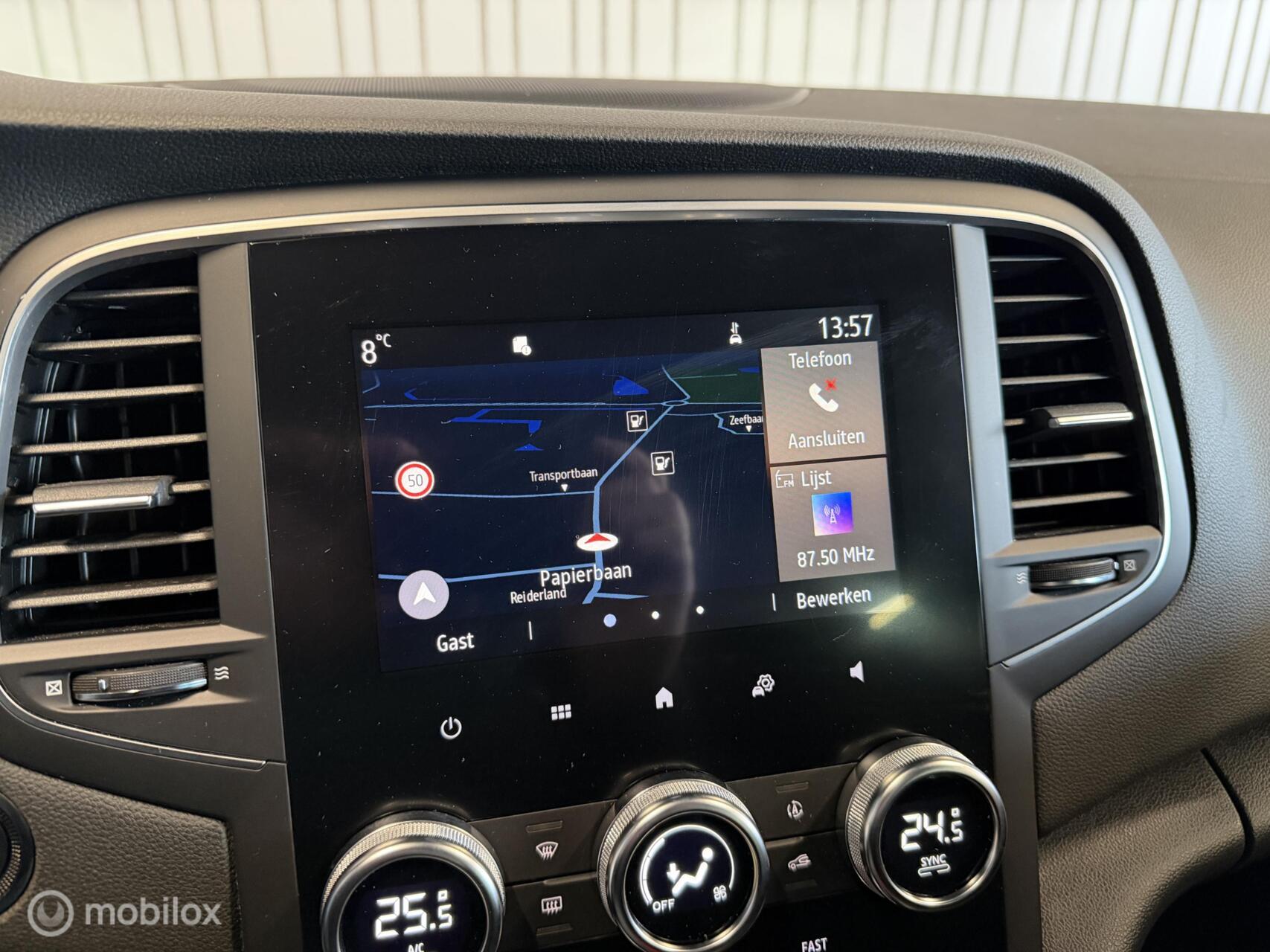 Foto van Renault Megane E-tech Plug-in Hybrid