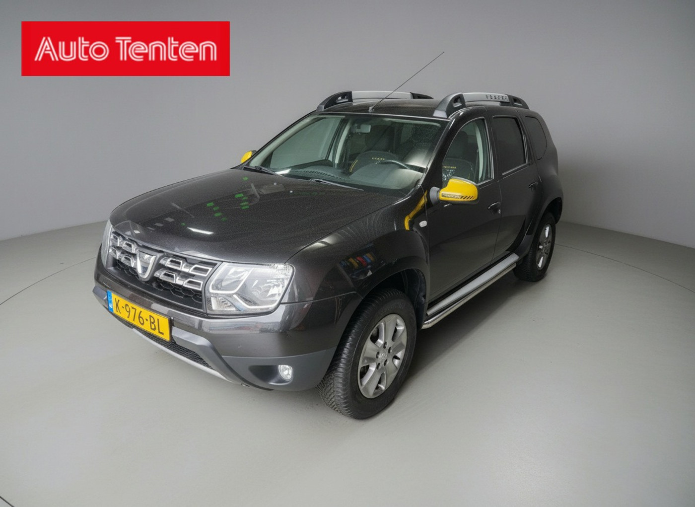 Dacia Duster 1.2 TCe 4x2 Lauréate, Airco, Cruise, LM, PDC, NAP 2015 - voorkant
