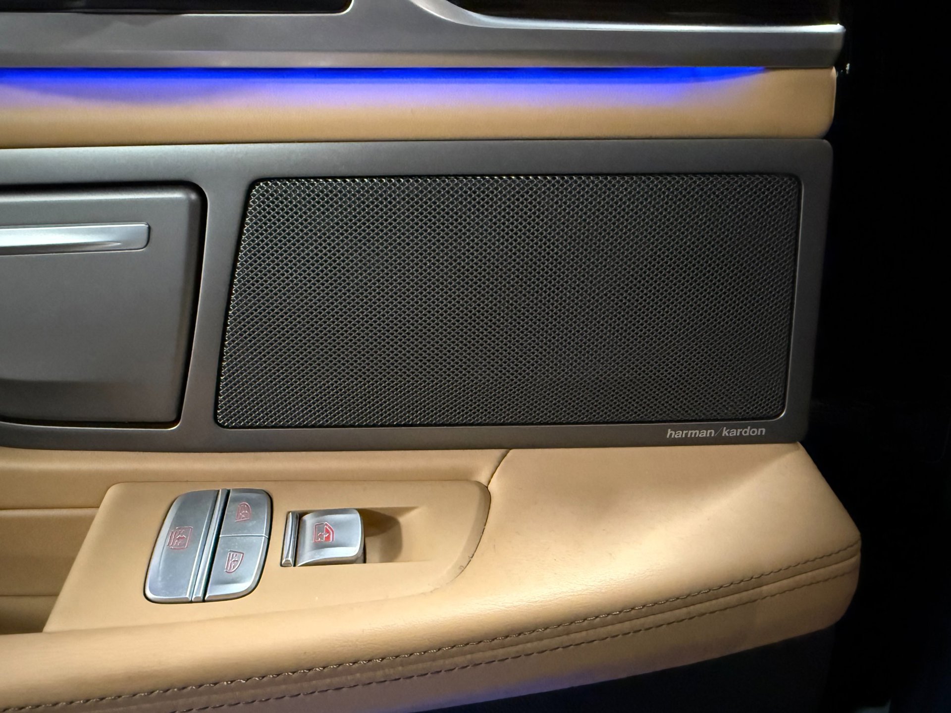 Foto van BMW 740e Iperformance