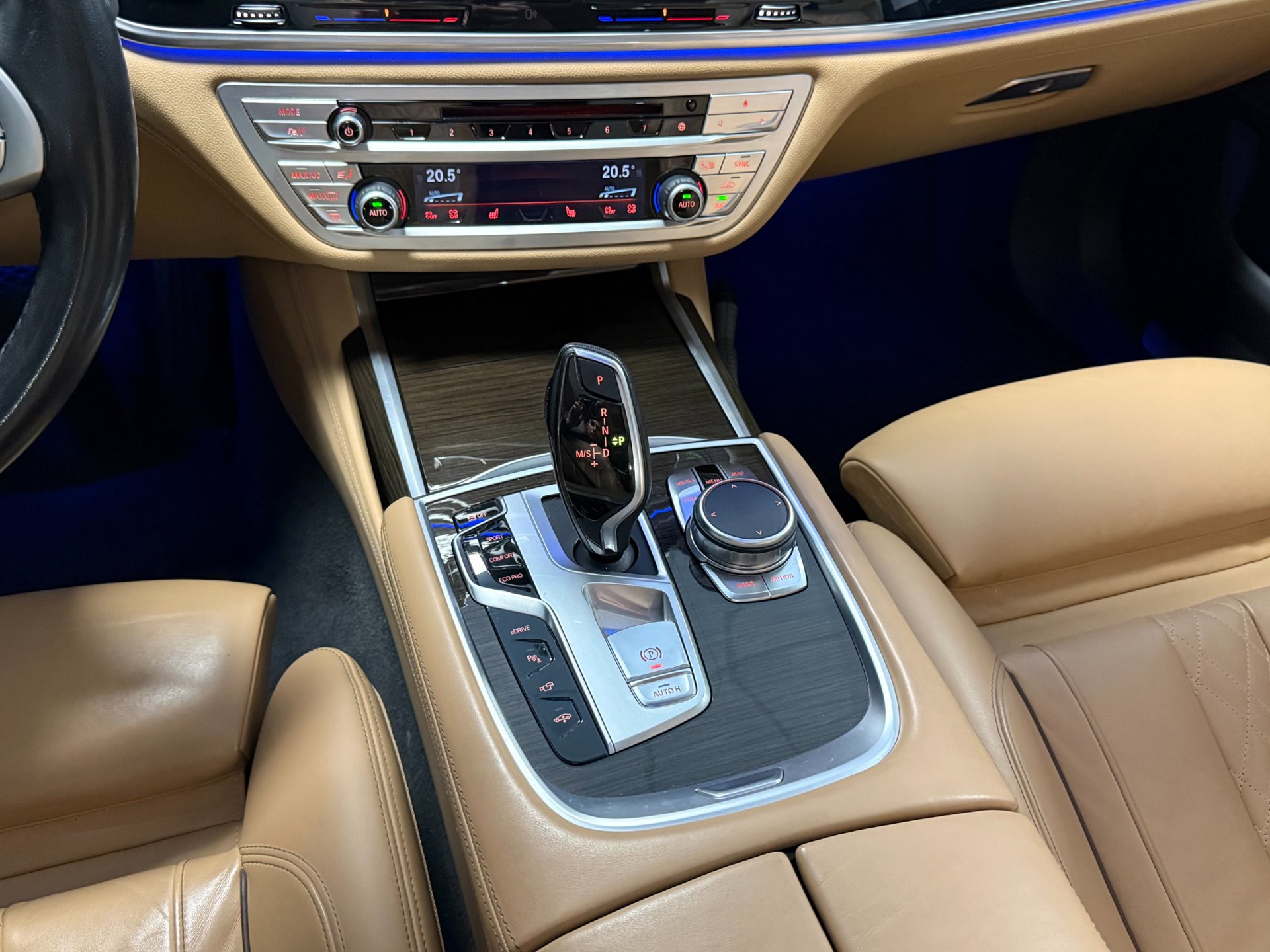 Foto van BMW 740e Iperformance