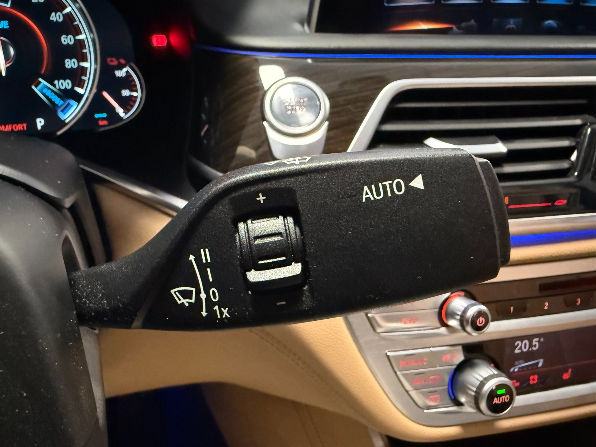 Foto van BMW 740e Iperformance