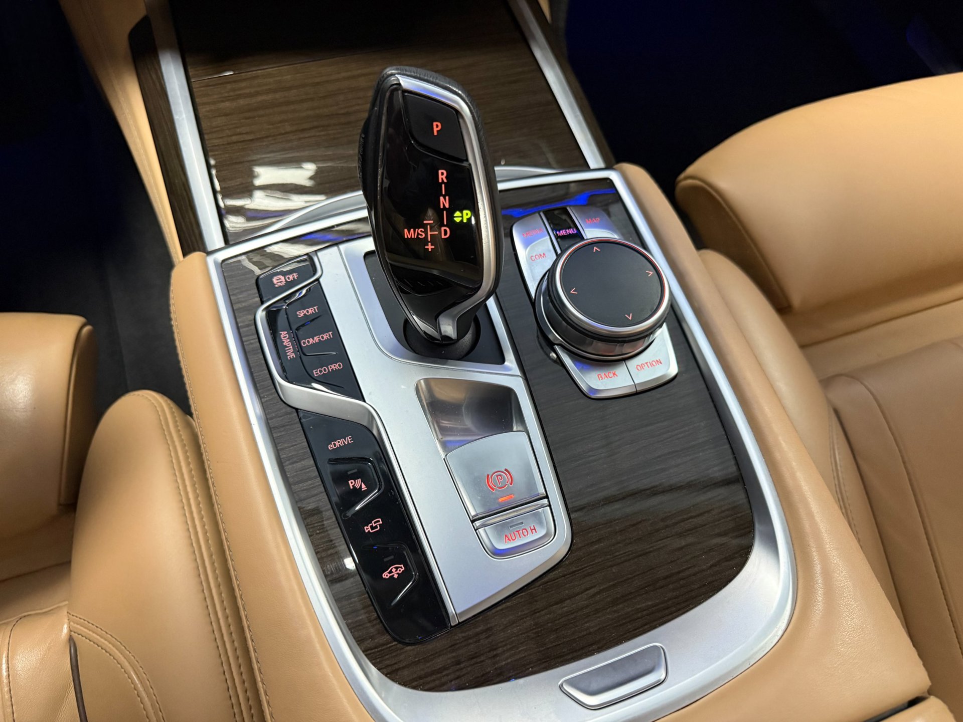 Foto van BMW 740e Iperformance