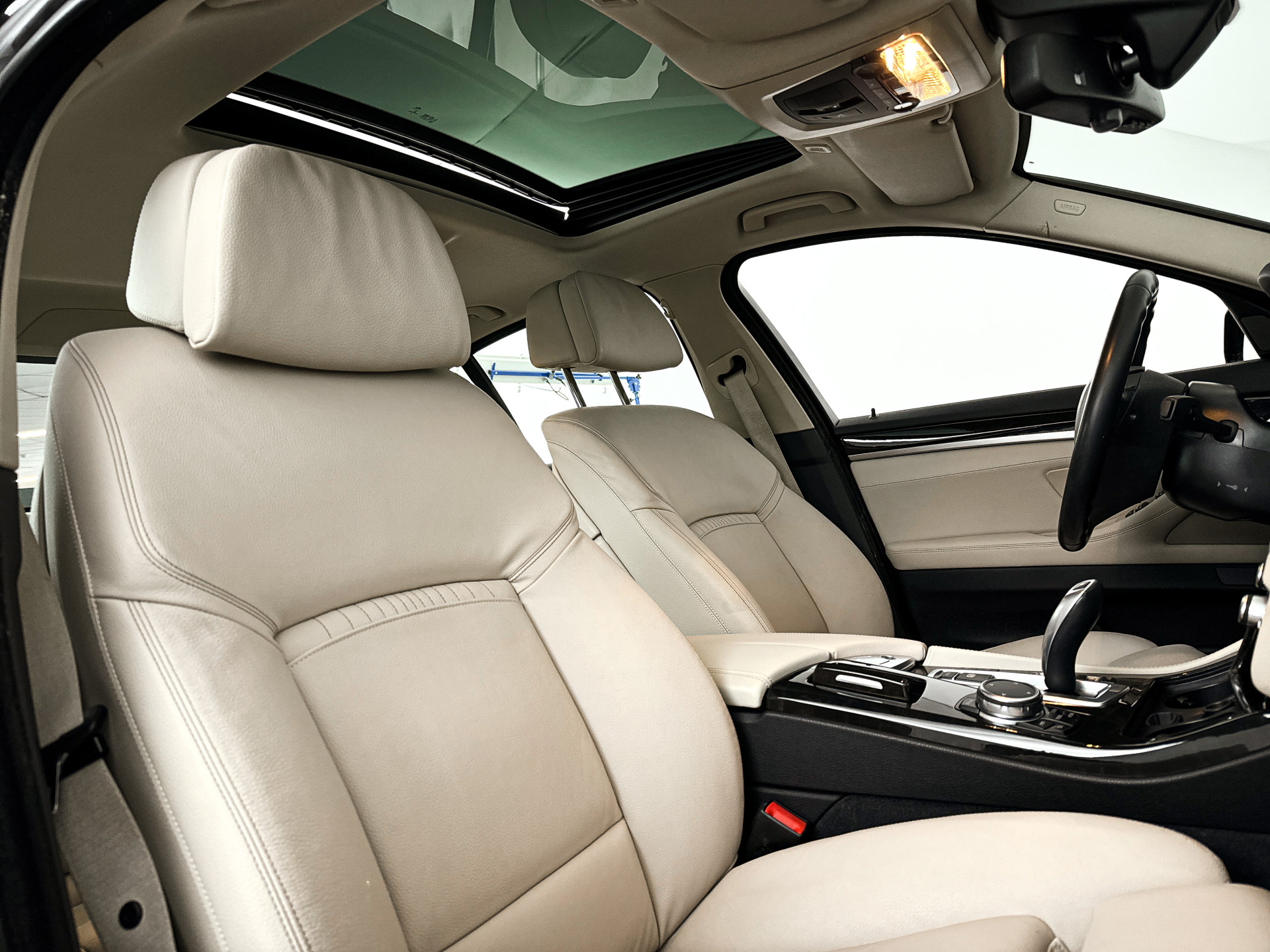 Foto van BMW 528i