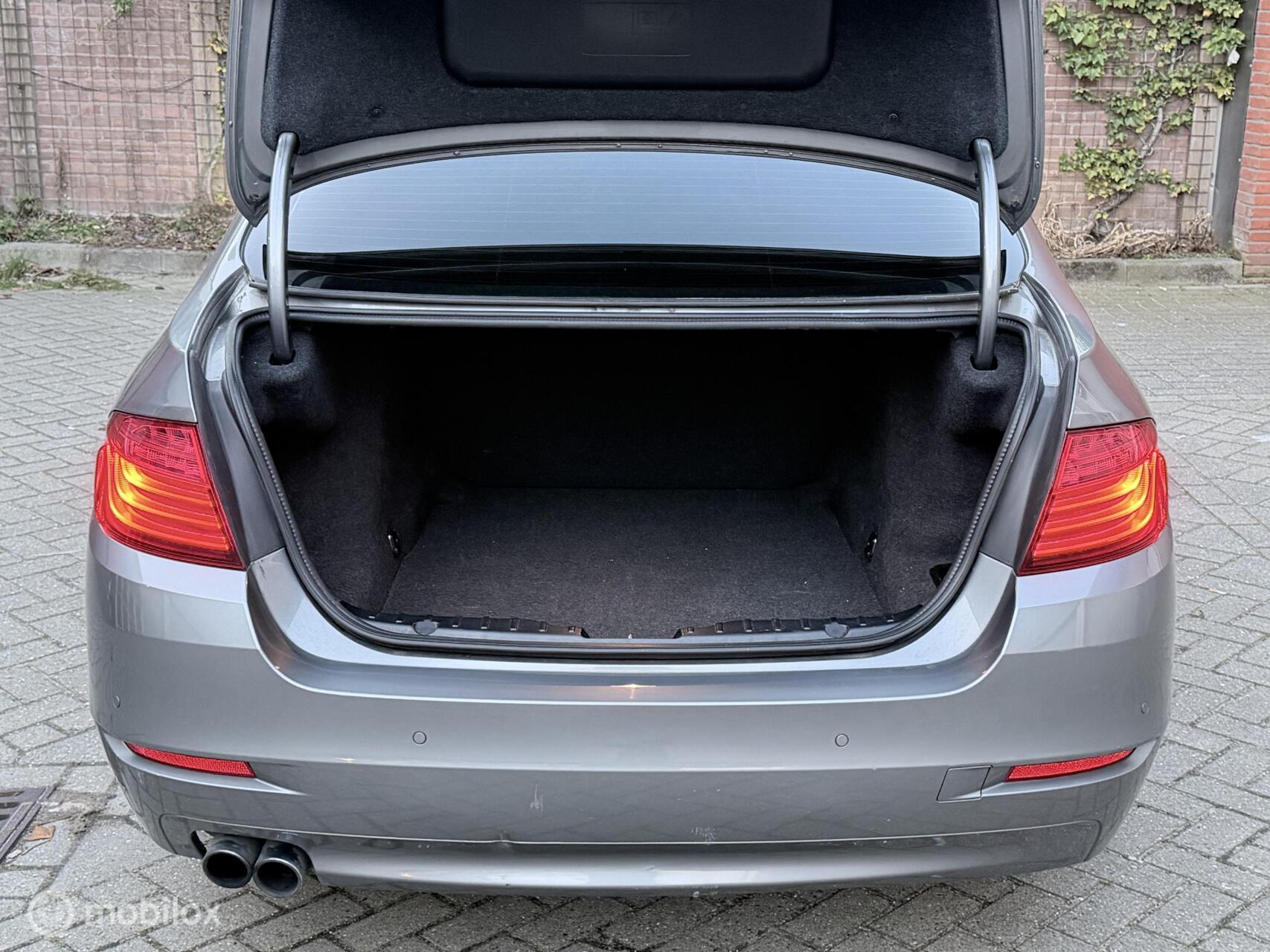 Foto van BMW 528i