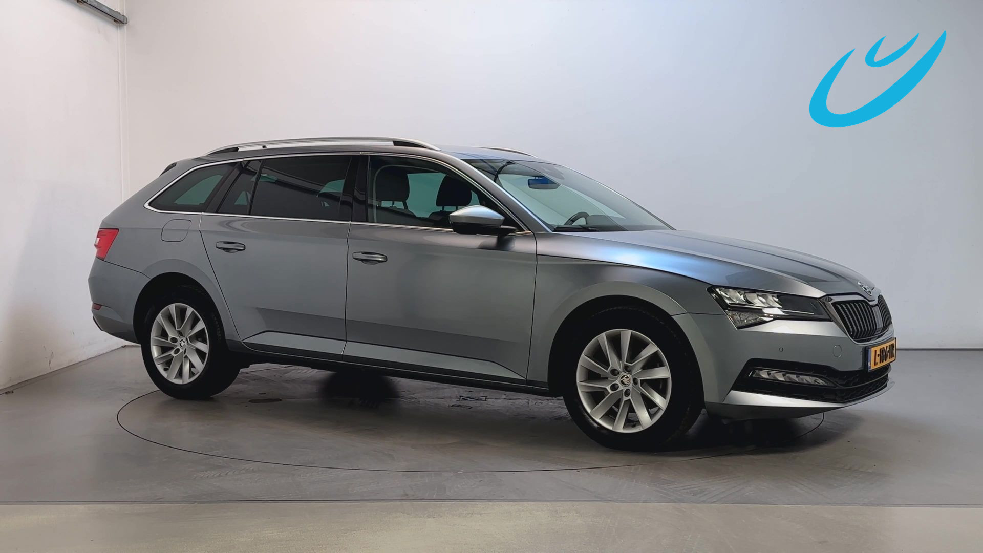 Skoda Superb 1.5 TSI 105pk DSG ACT Business Edition Adaptive Cruise Navigatie DAB+ App-Connect 2021 - voorkant
