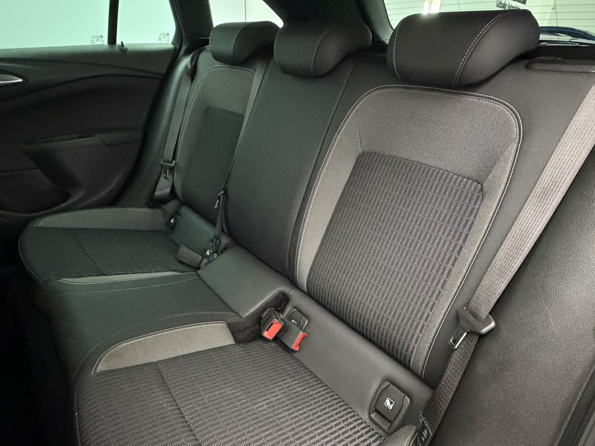 Foto van Opel Astra Sports Tourer+
