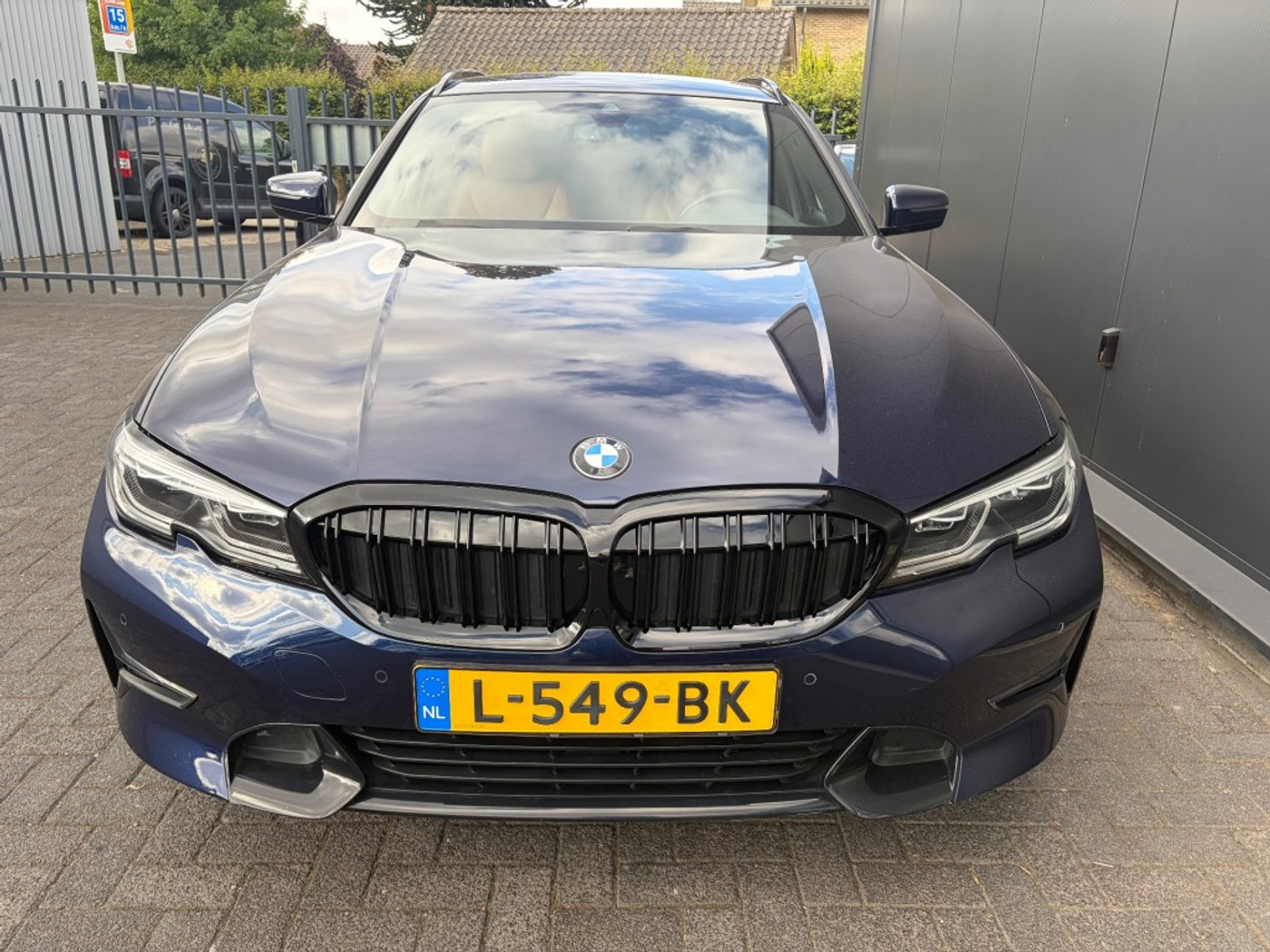 Foto van BMW 330e