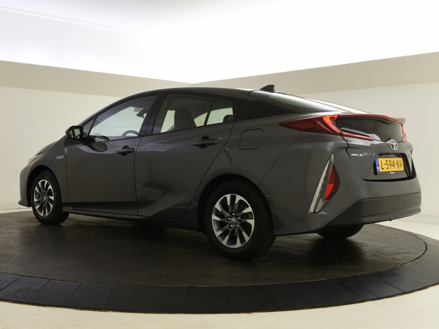 Foto van Toyota Toyota Prius PHV