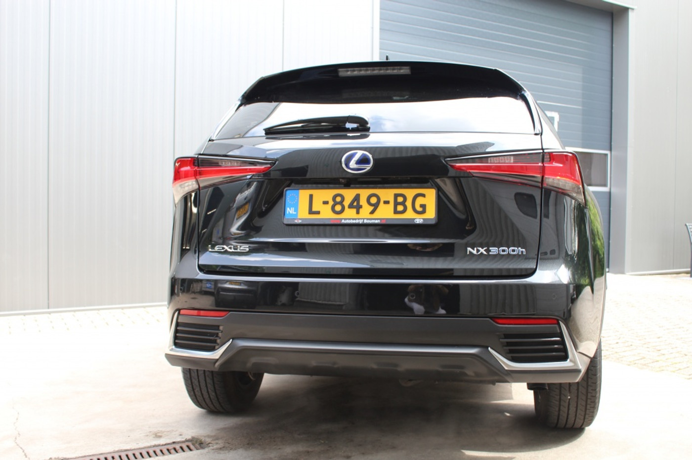 Foto van Lexus Lexus Nx300h
