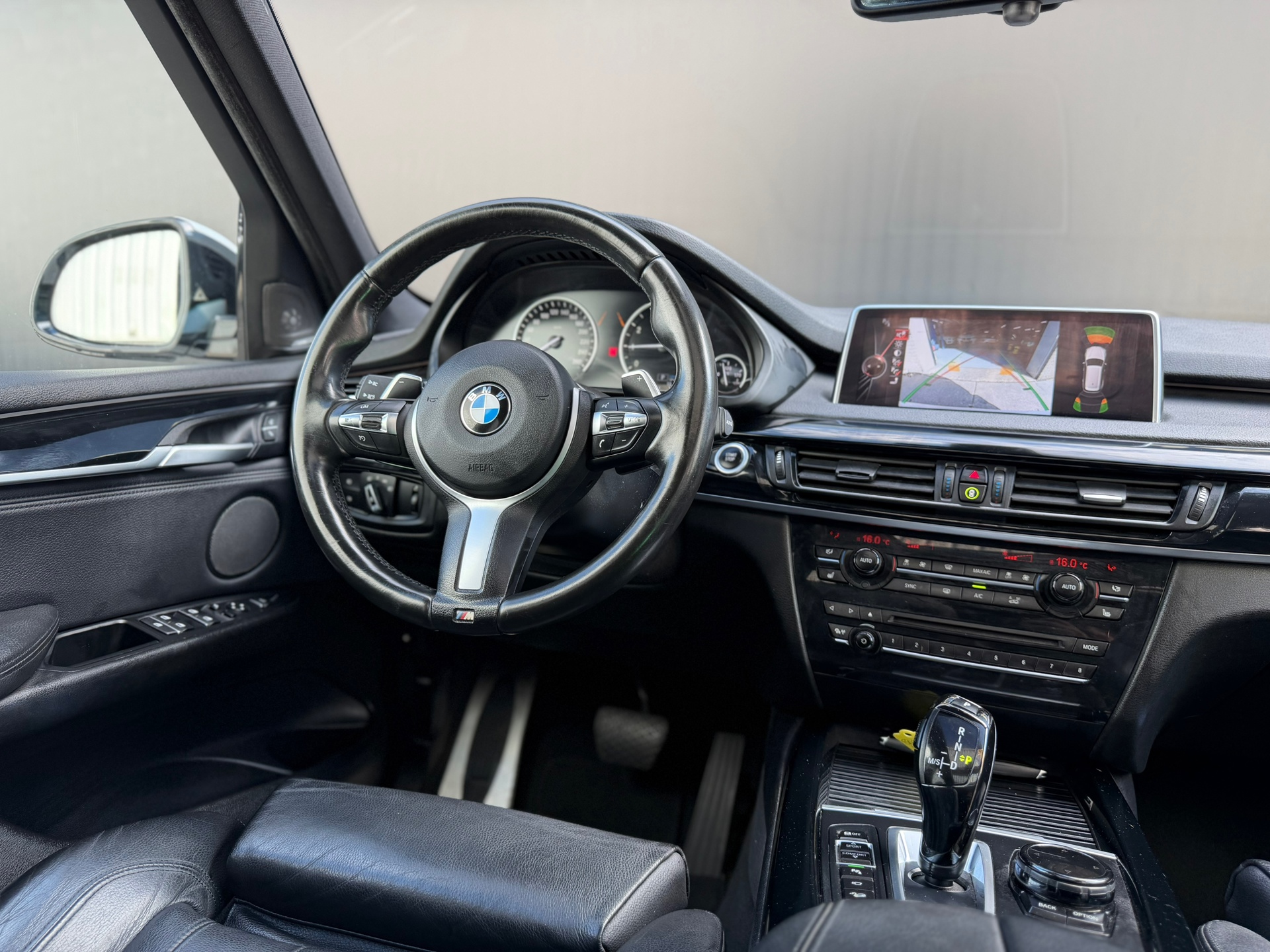 Foto van BMW X5 Xdrive40e