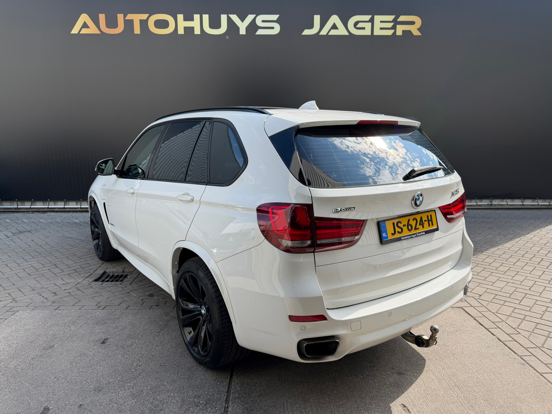 Foto van BMW X5 Xdrive40e