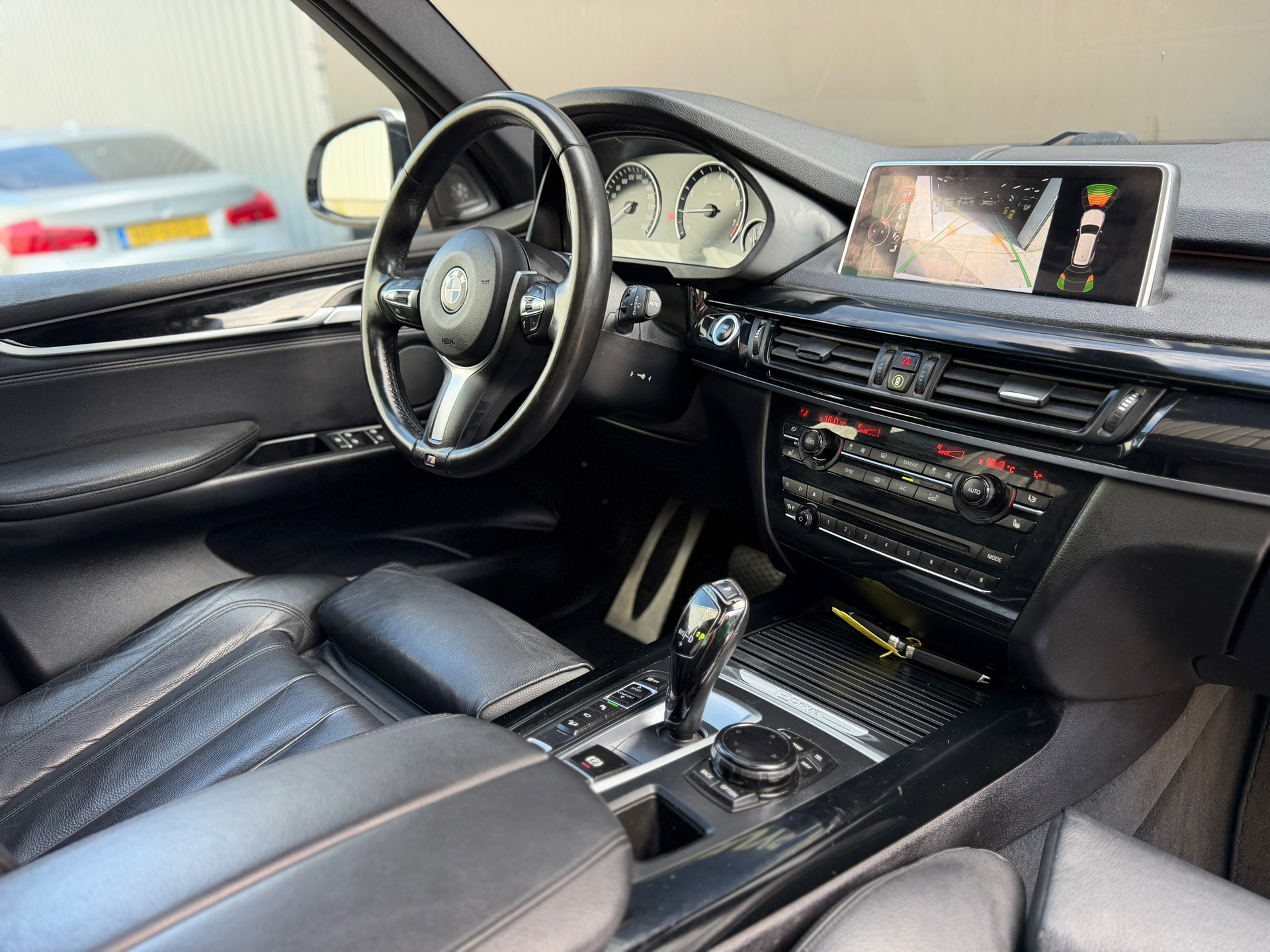 Foto van BMW X5 Xdrive40e