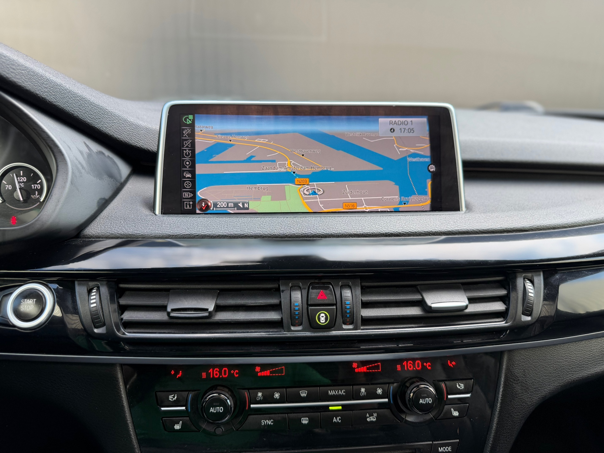 Foto van BMW X5 Xdrive40e