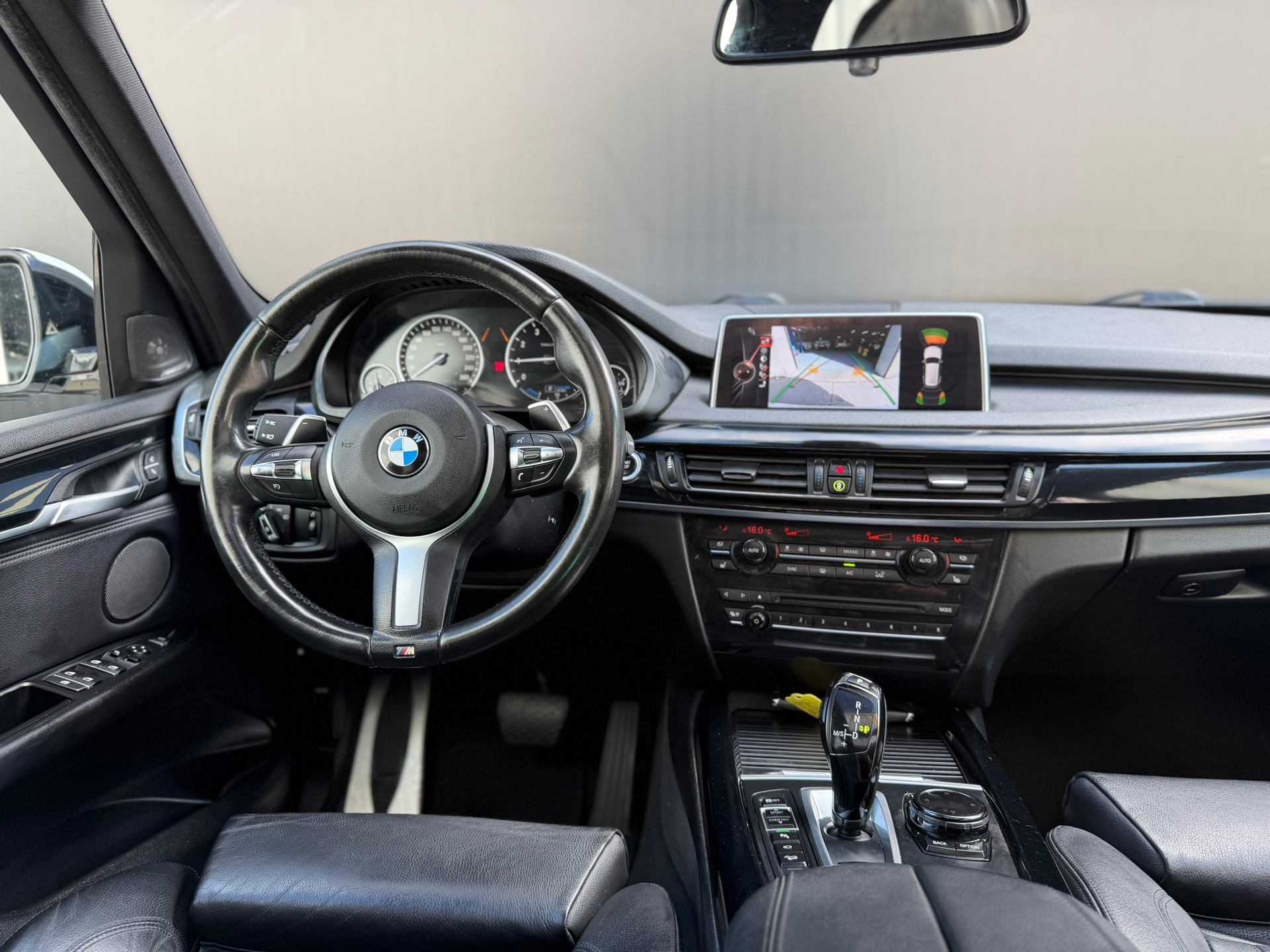 Foto van BMW X5 Xdrive40e