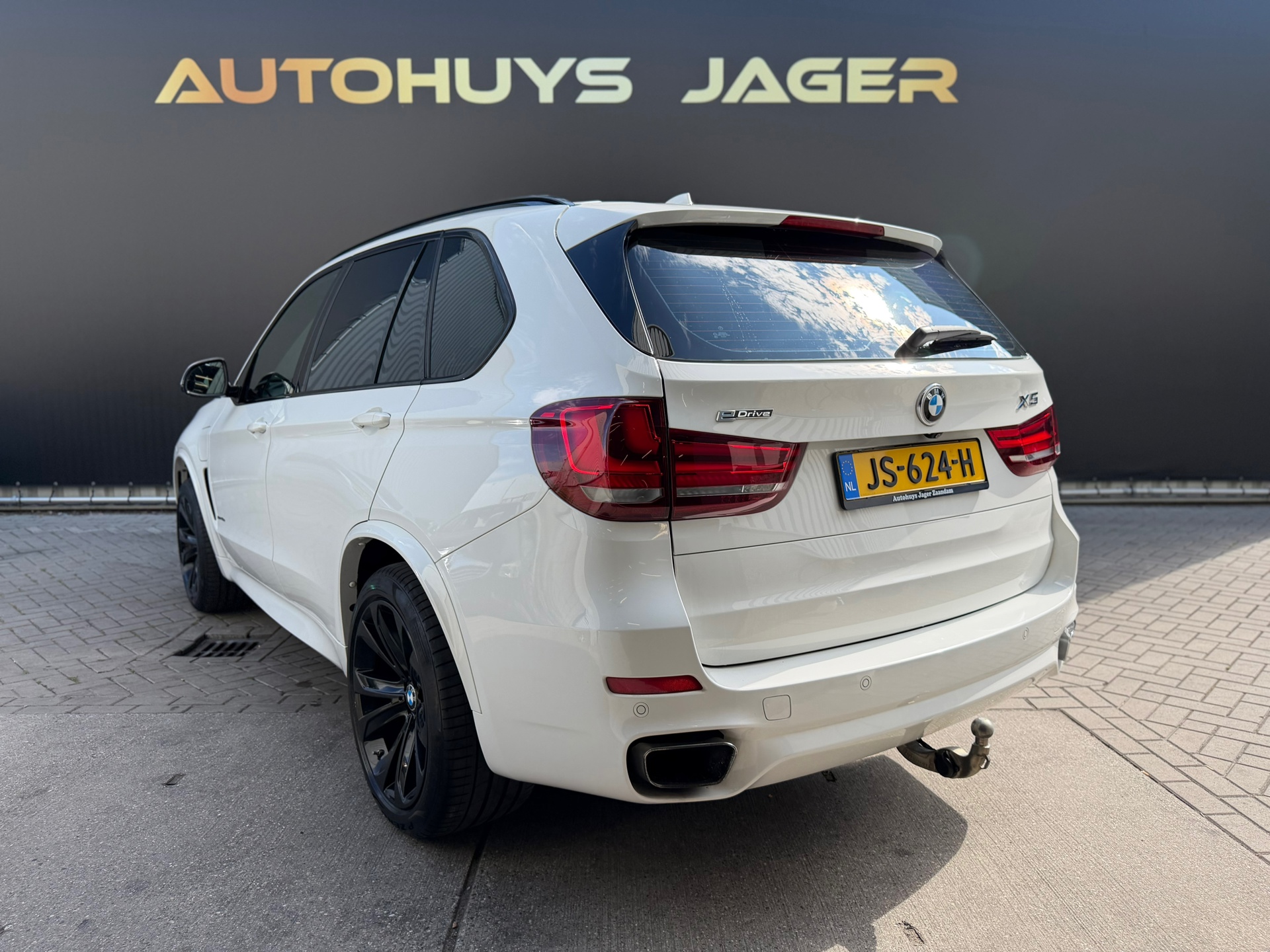 Foto van BMW X5 Xdrive40e