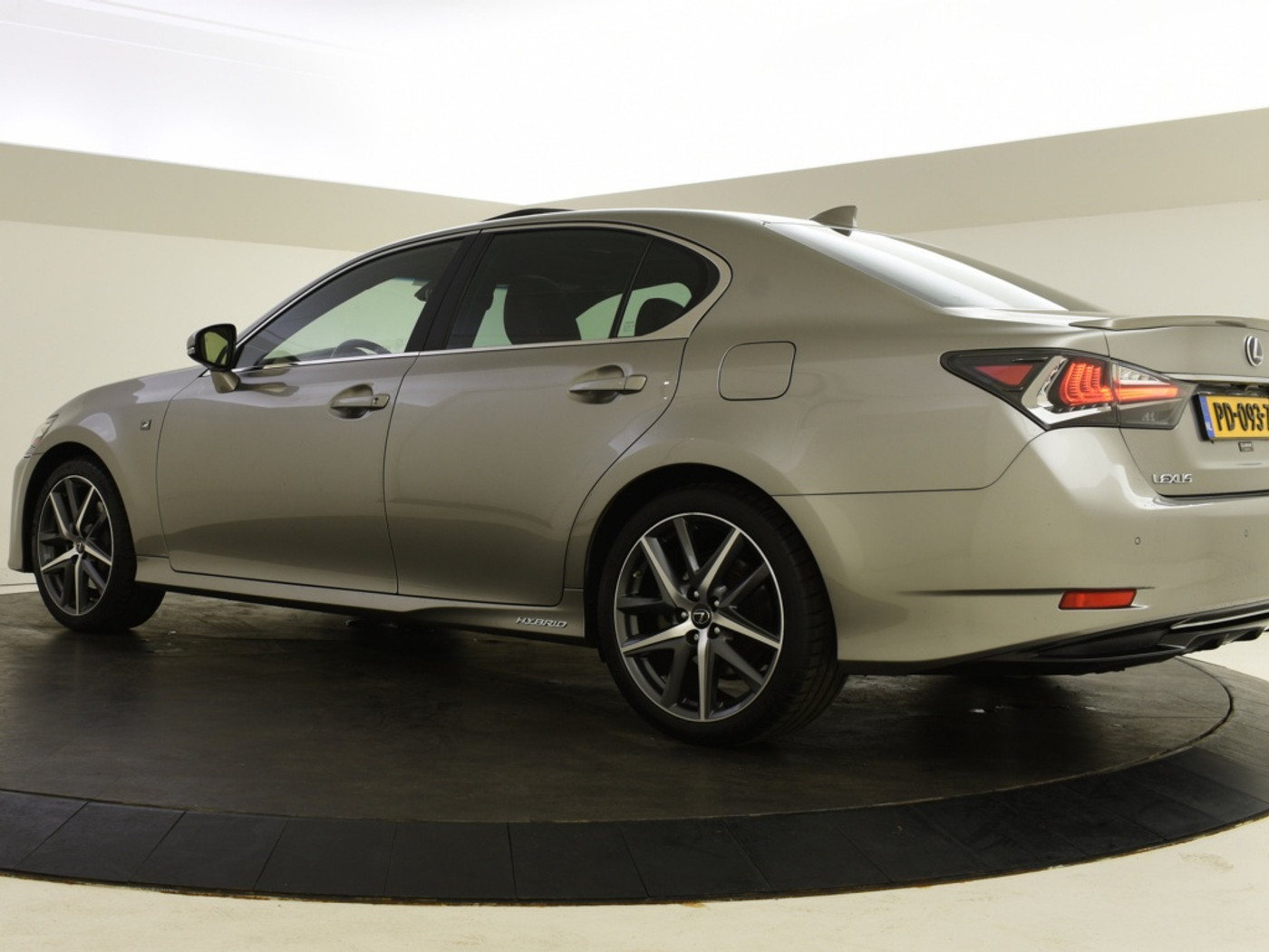 Foto van Lexus Lexus Gs300h