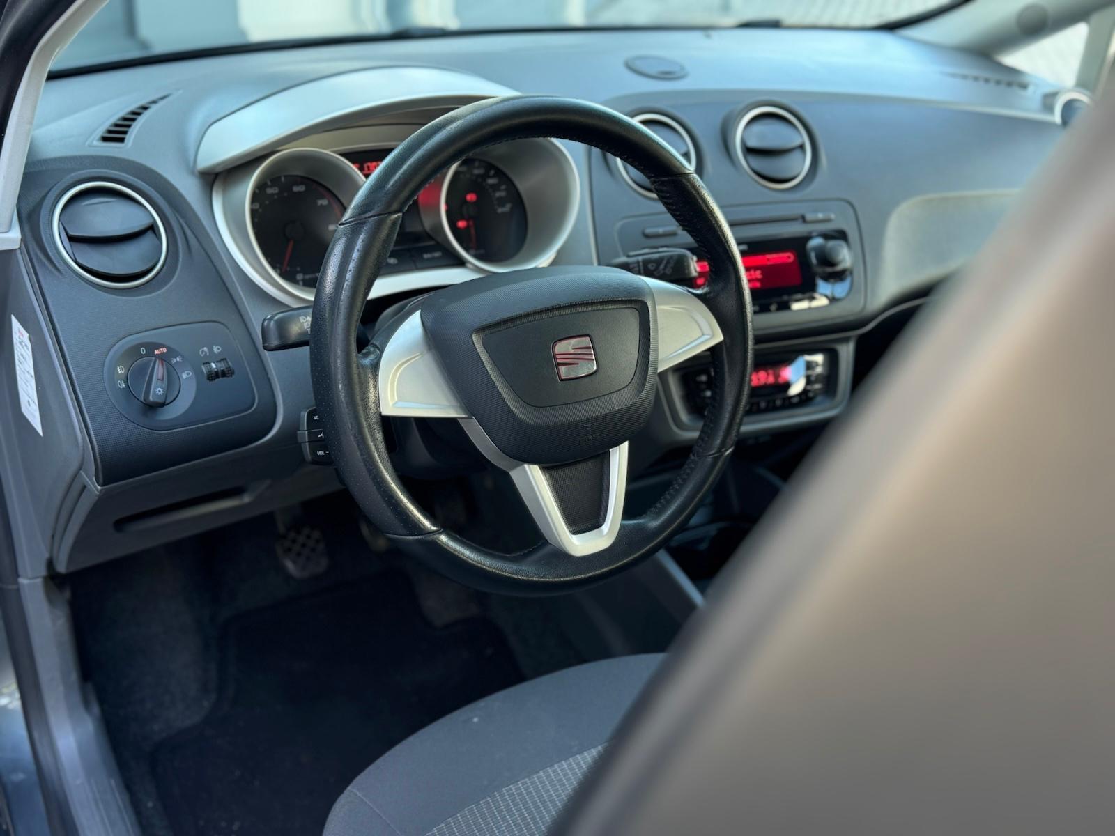 Foto van Seat Ibiza ST