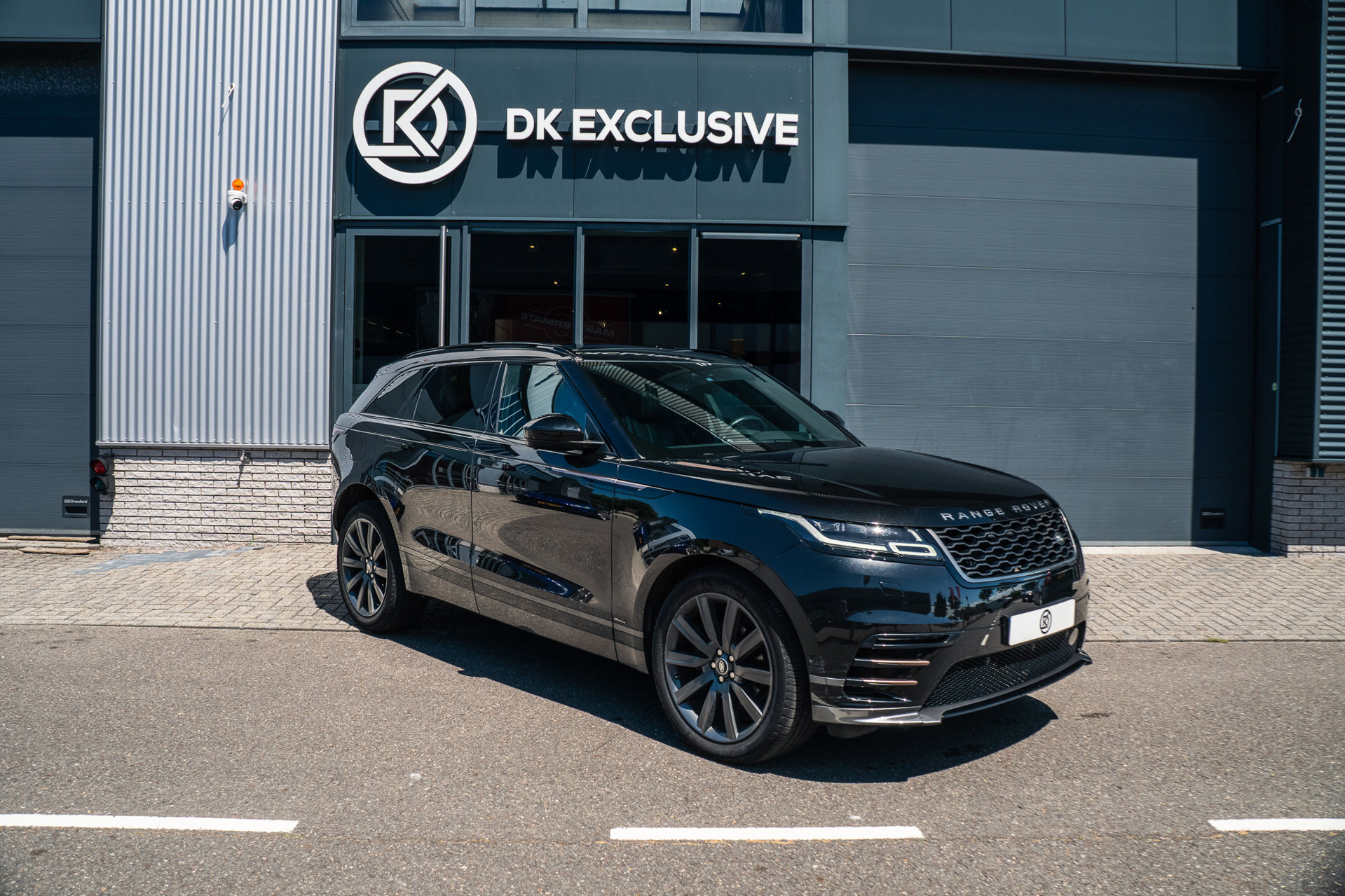 Land Rover Range Rover Velar 2.0 I4 AWD R-Dynamic HSE 2018 - voorkant
