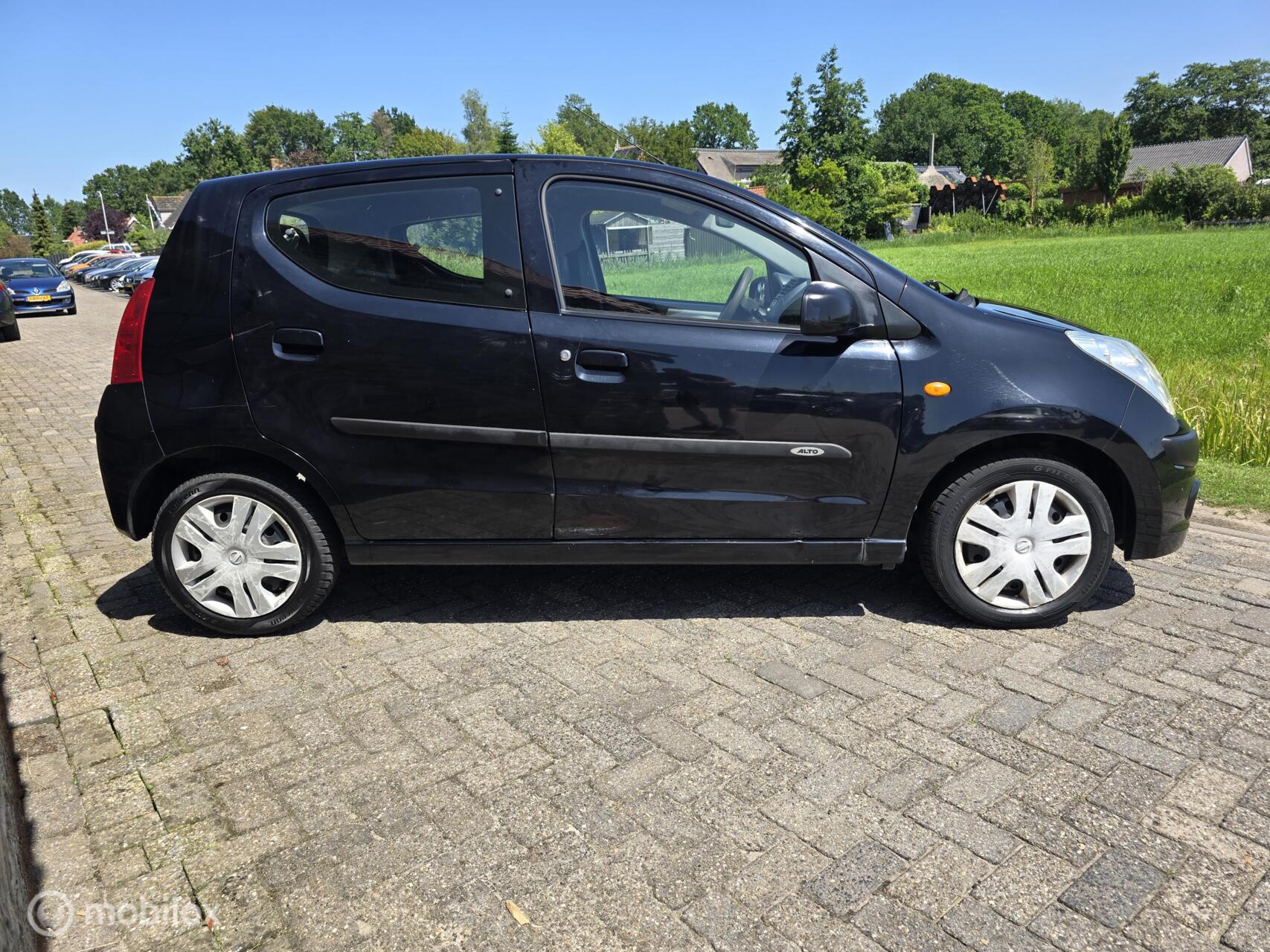 Foto van Nissan Nissan Pixo