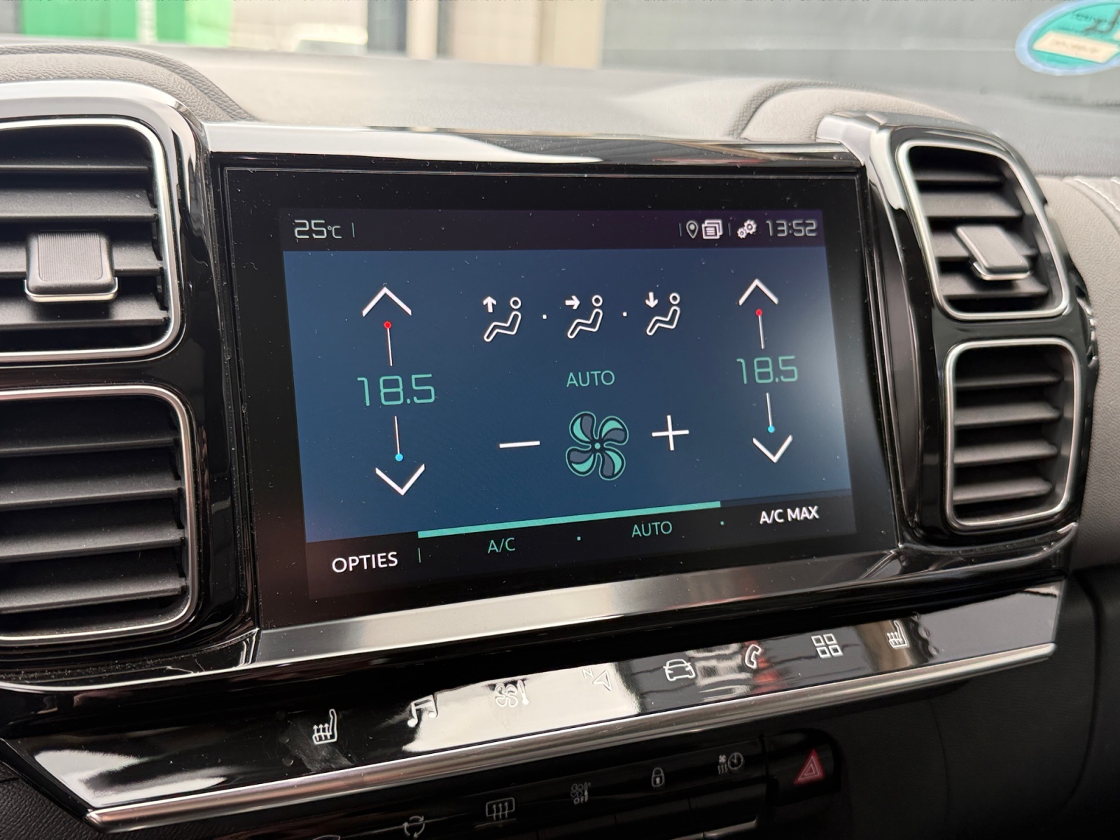 Foto van Citroen C5 Aircross