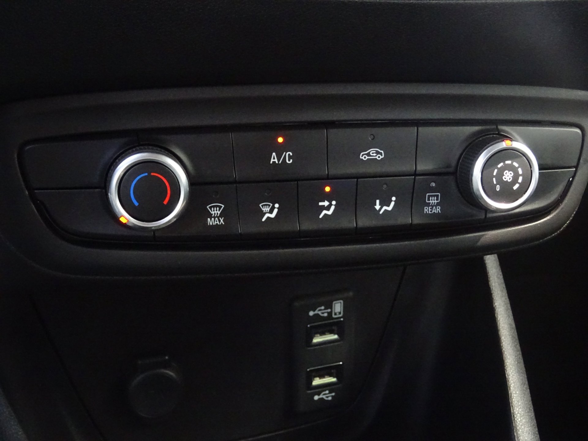 Foto van Opel Crossland X