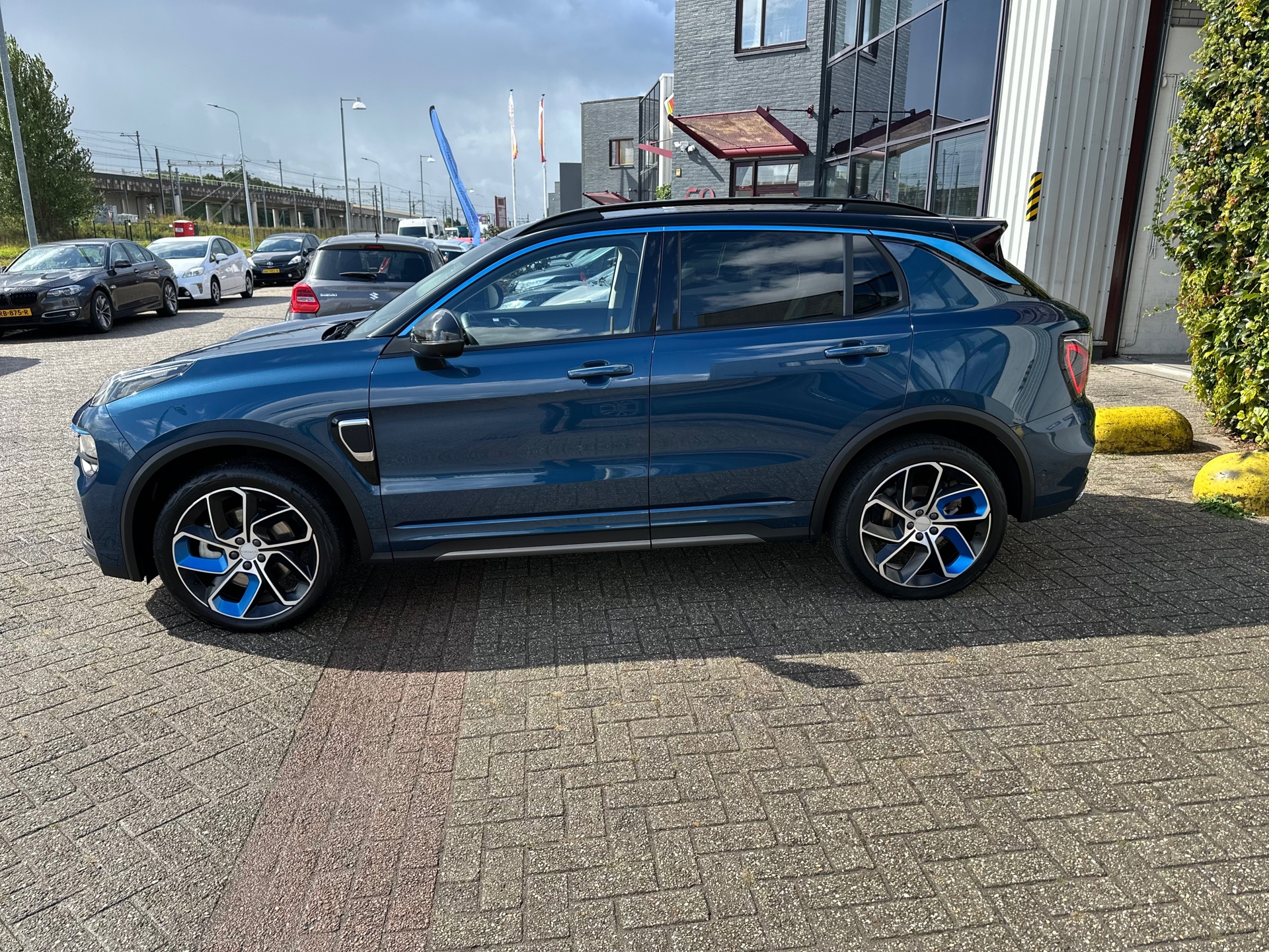 Foto van Lynk&co LYNK & Co 01