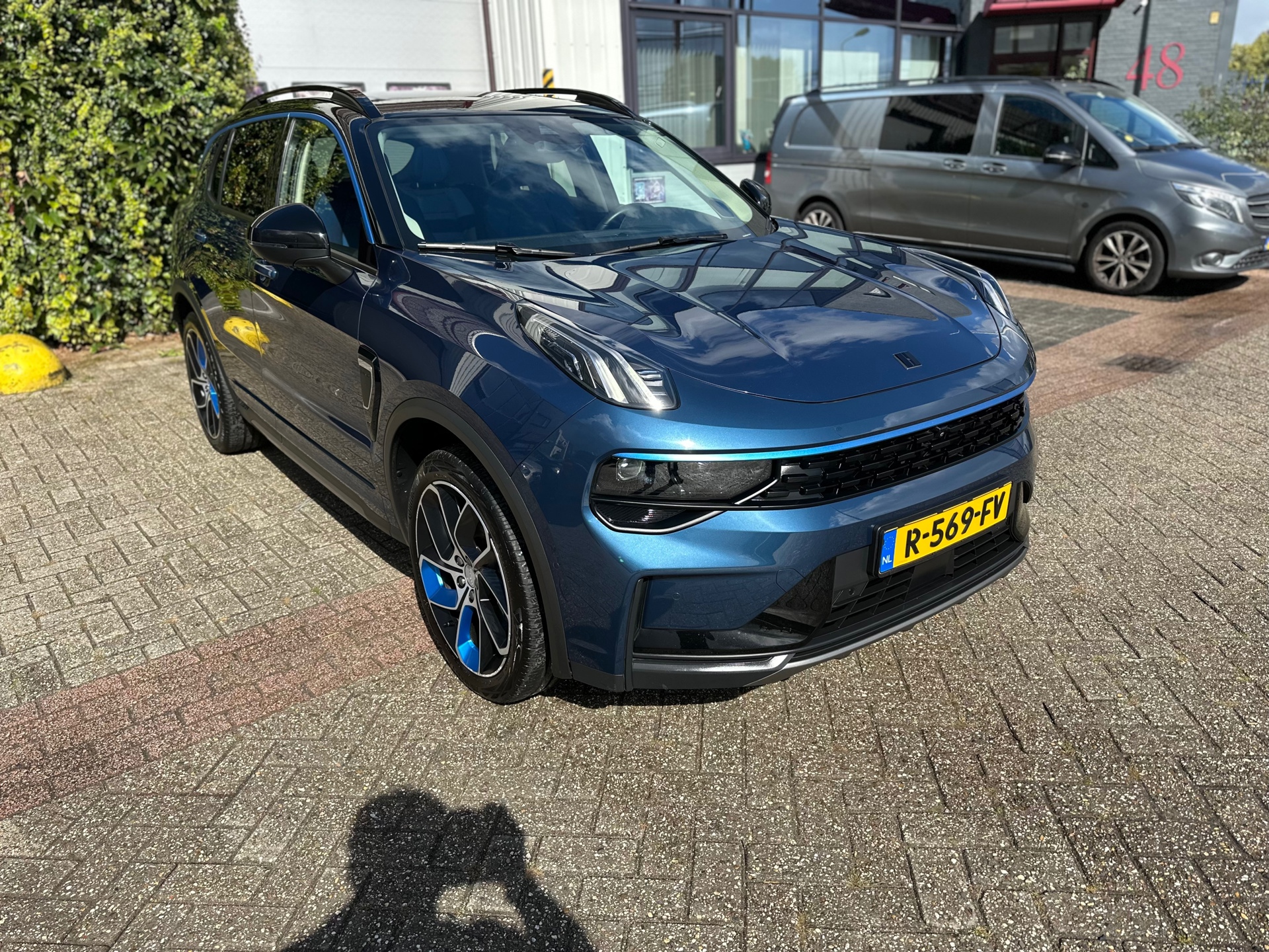 Foto van Lynk&co LYNK & Co 01