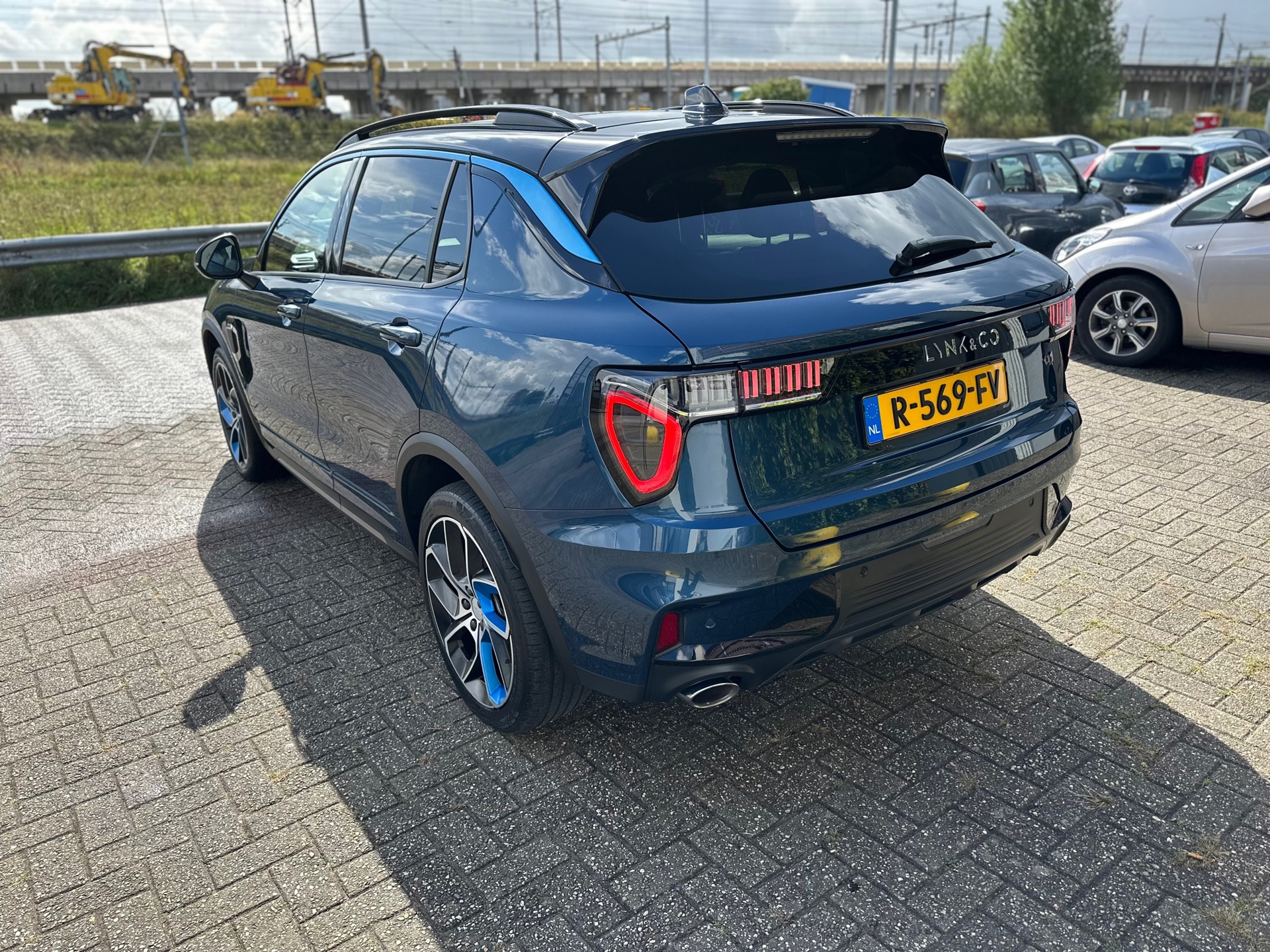 Foto van Lynk&co LYNK & Co 01