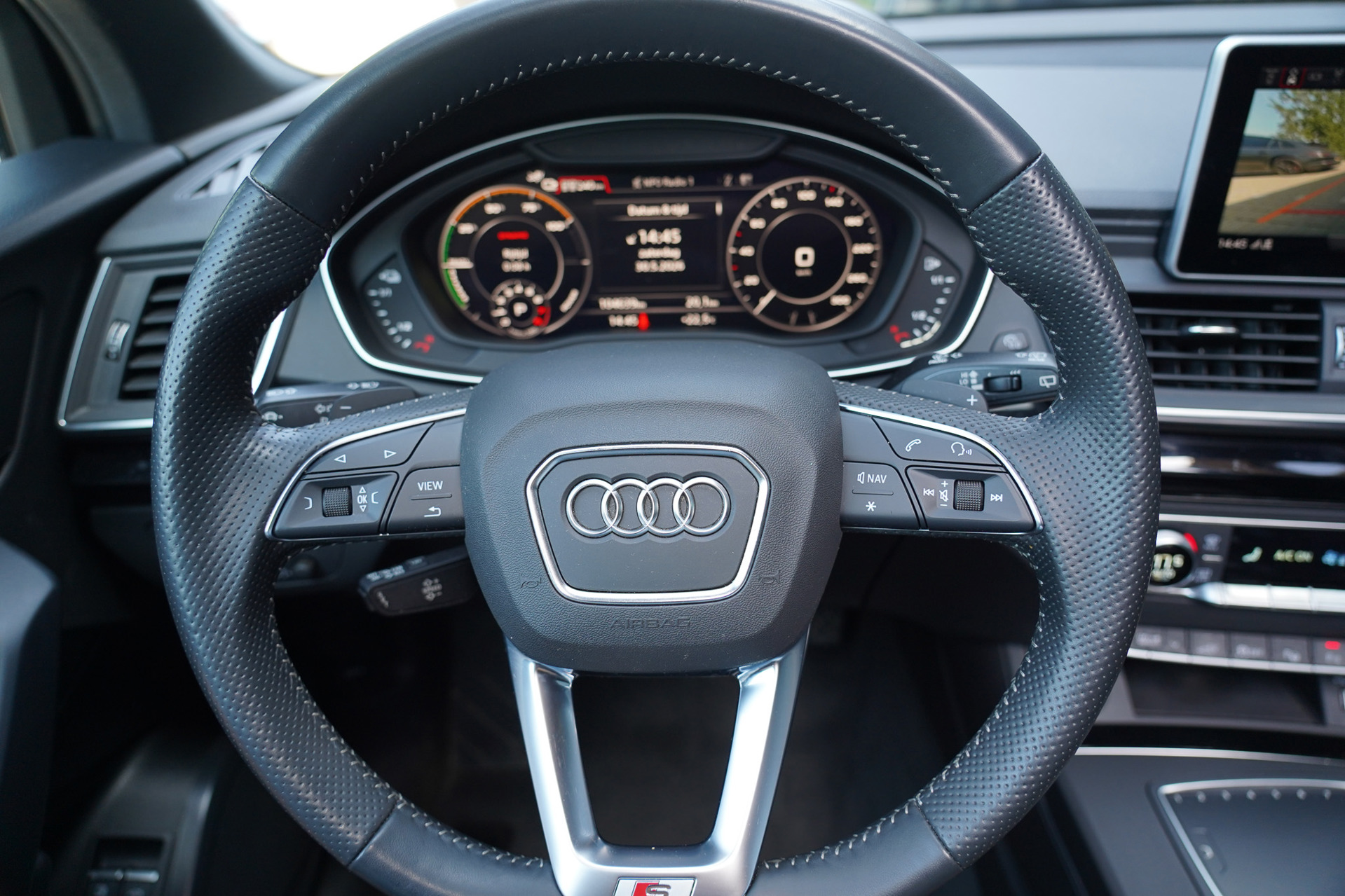 Foto van Audi Q5 55 TFSI E