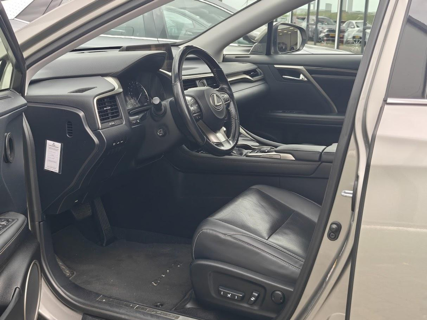 Foto van Lexus Lexus Rx450h