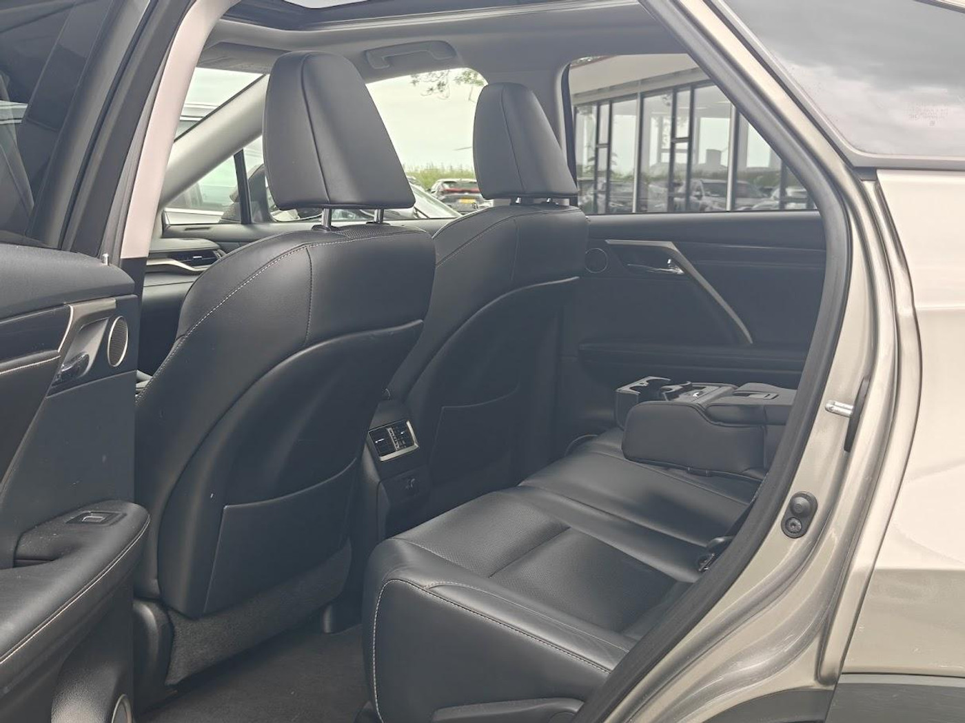 Foto van Lexus Lexus Rx450h
