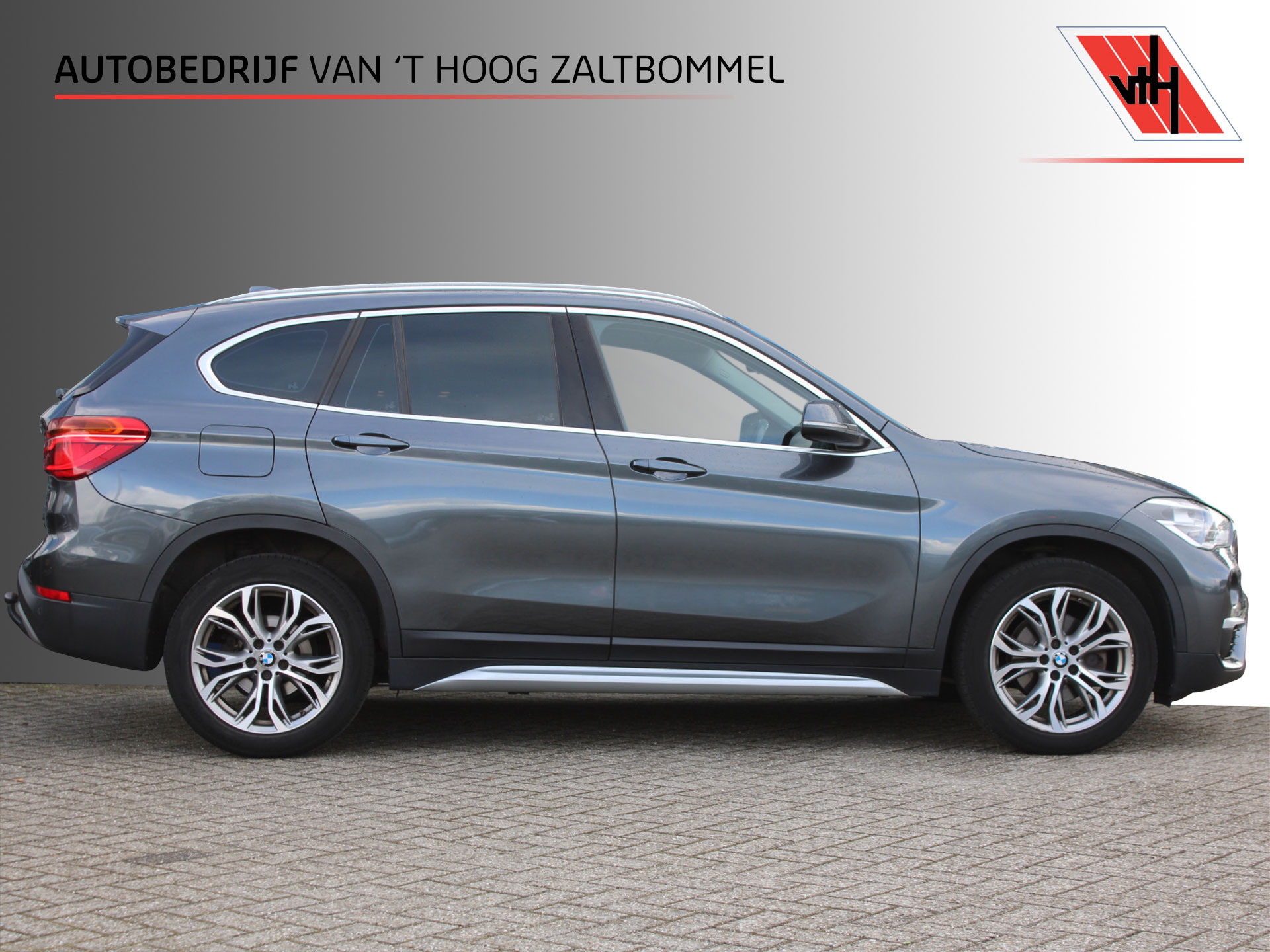 BMW X1 Sdrive18i sDrive18i Automaat Executive X-Line Sportstoelen 18'' NAVI TREKHAAK 2018 - voorkant