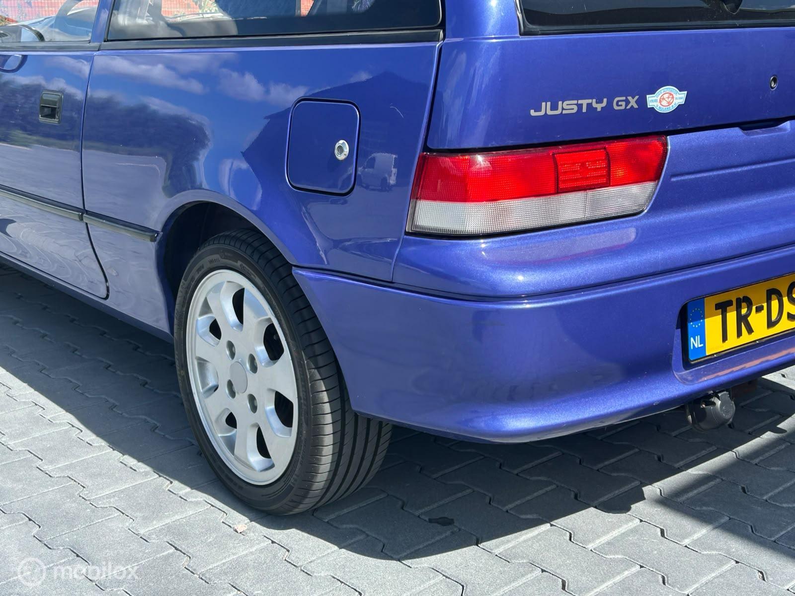 Foto van Subaru Justy