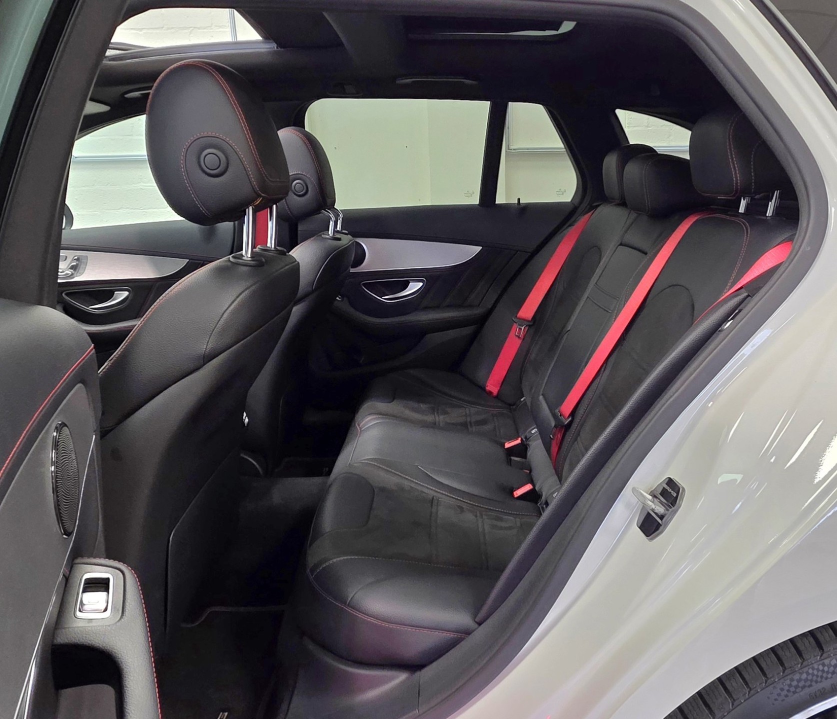 Foto van Mercedes-Benz AMG C 43