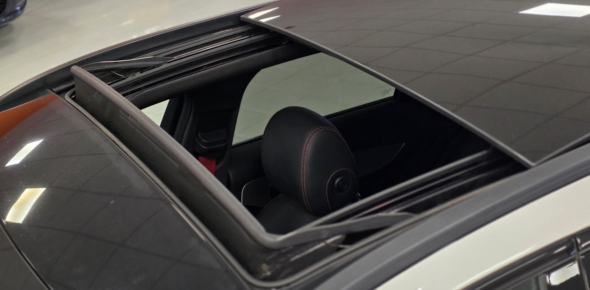 Foto van Mercedes-Benz AMG C 43