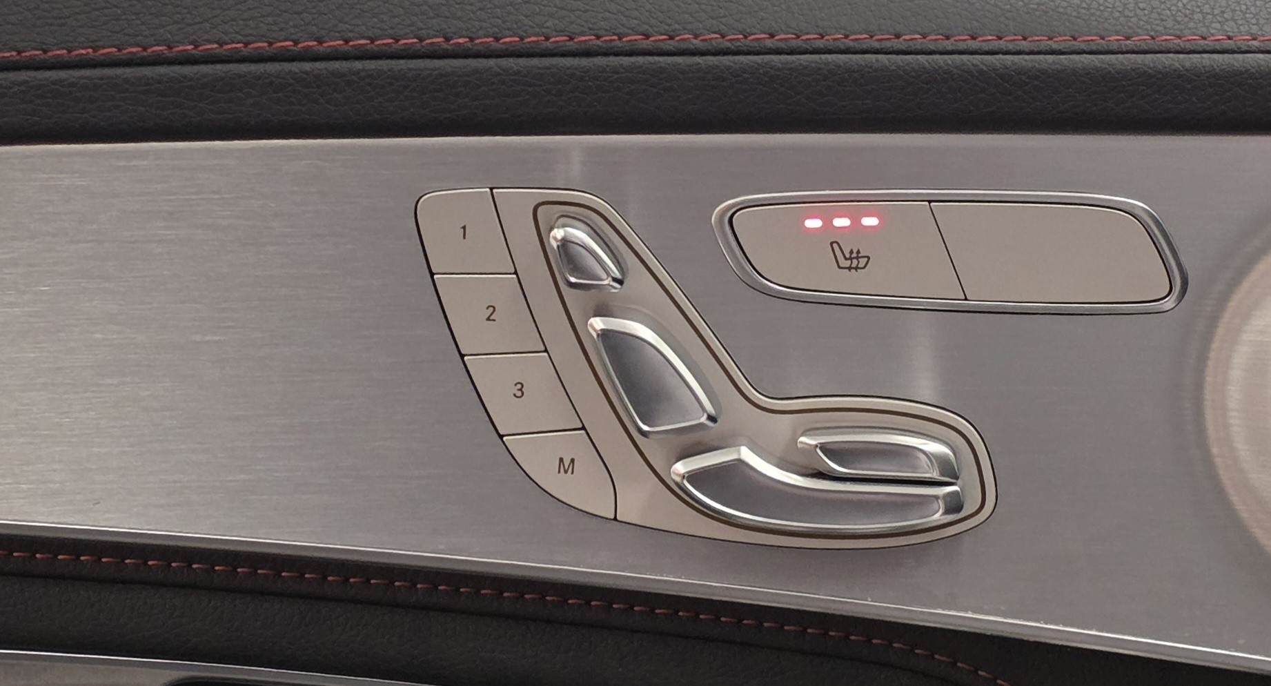Foto van Mercedes-Benz AMG C 43