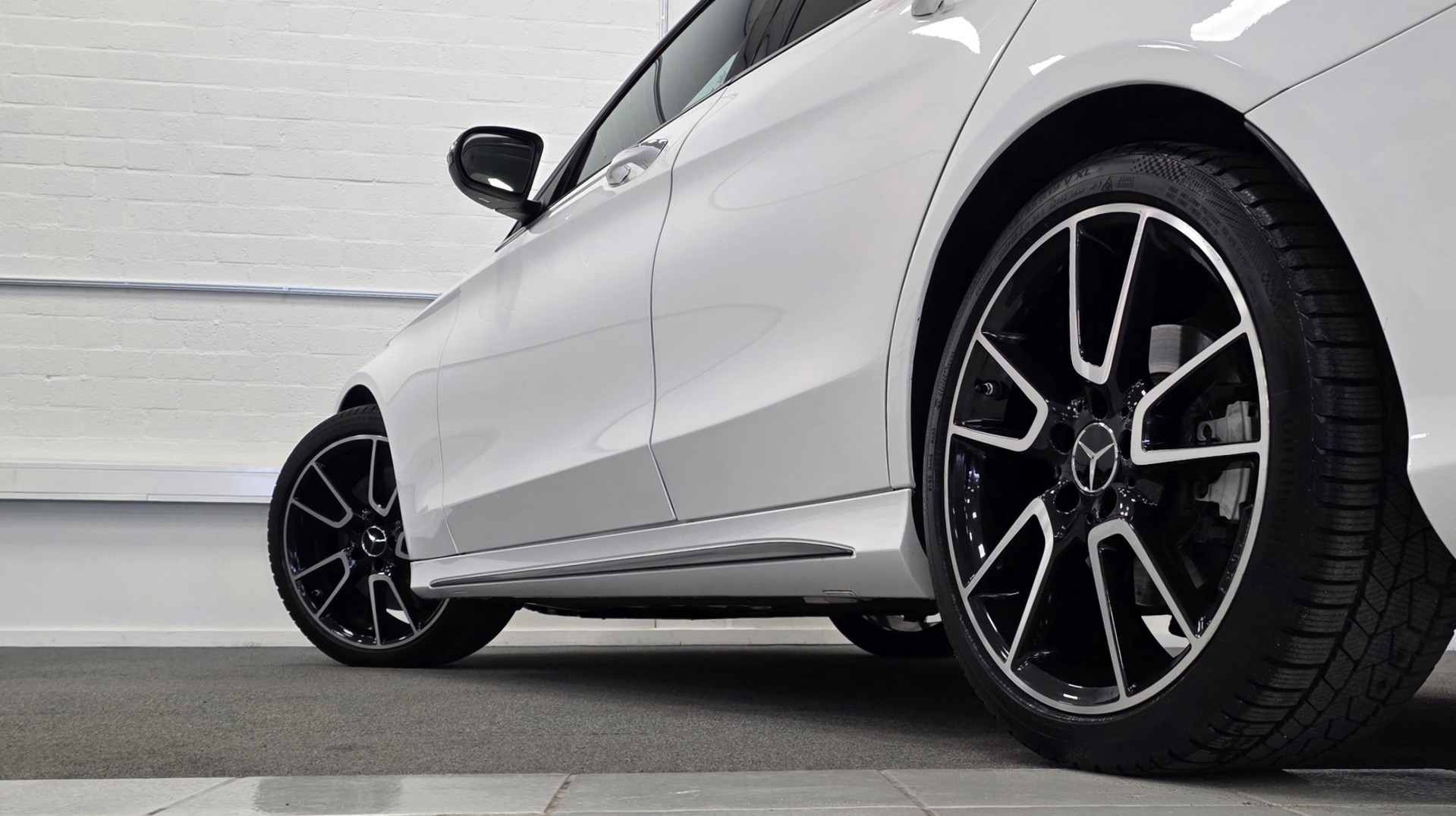 Foto van Mercedes-Benz AMG C 43