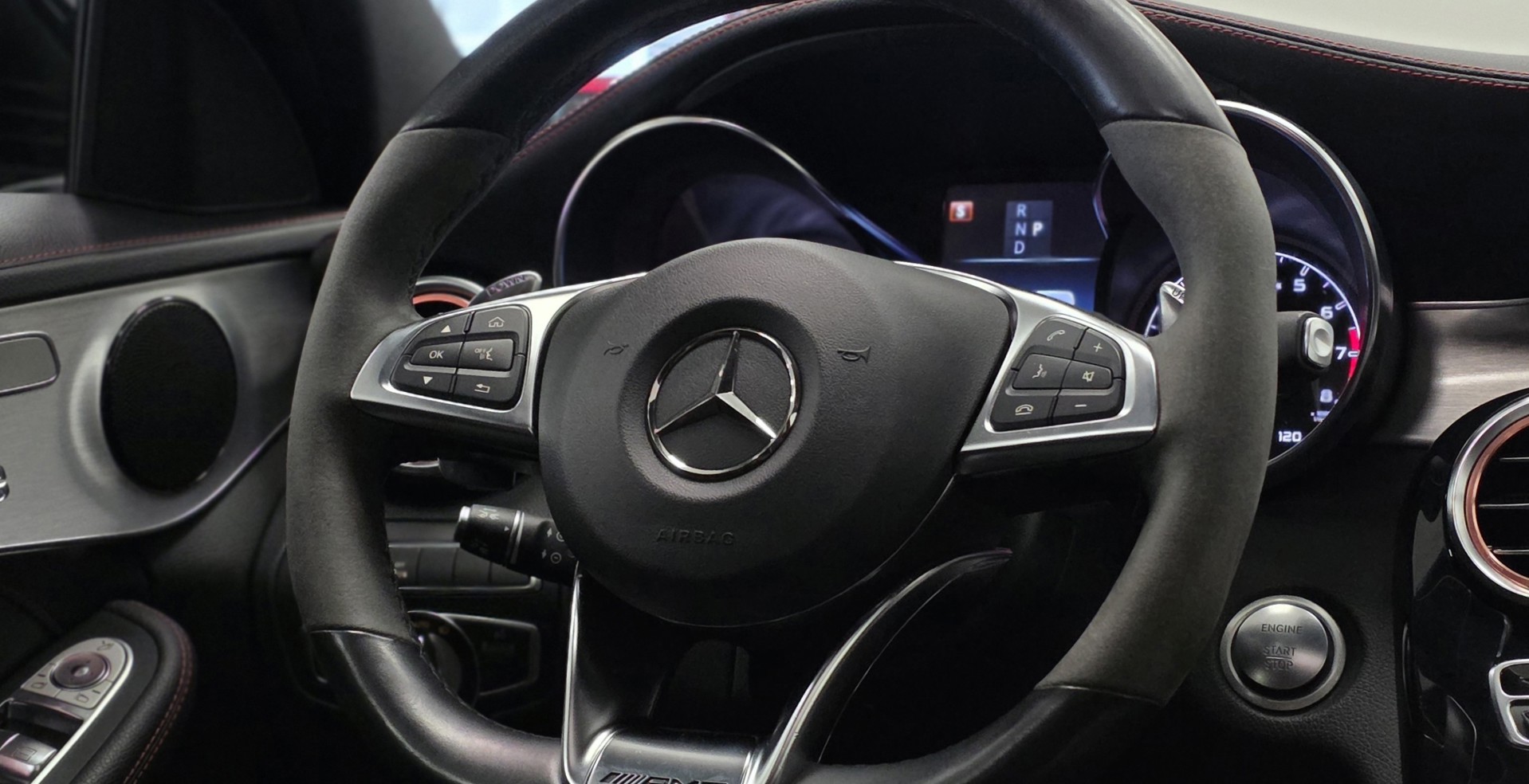 Foto van Mercedes-Benz AMG C 43