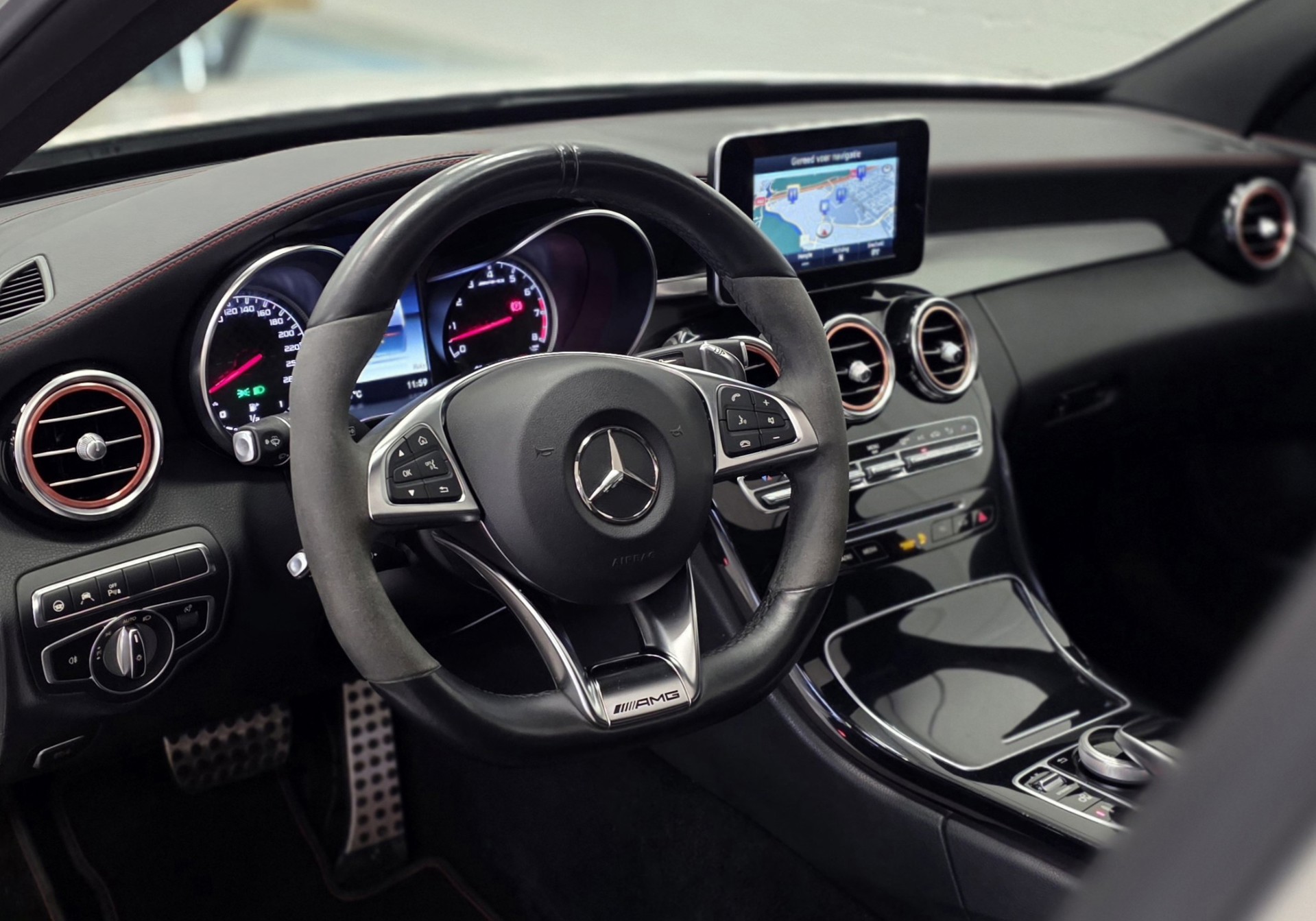 Foto van Mercedes-Benz AMG C 43