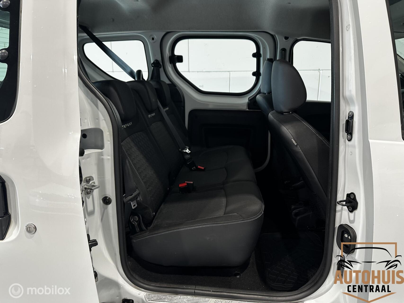 Foto van Dacia Dokker