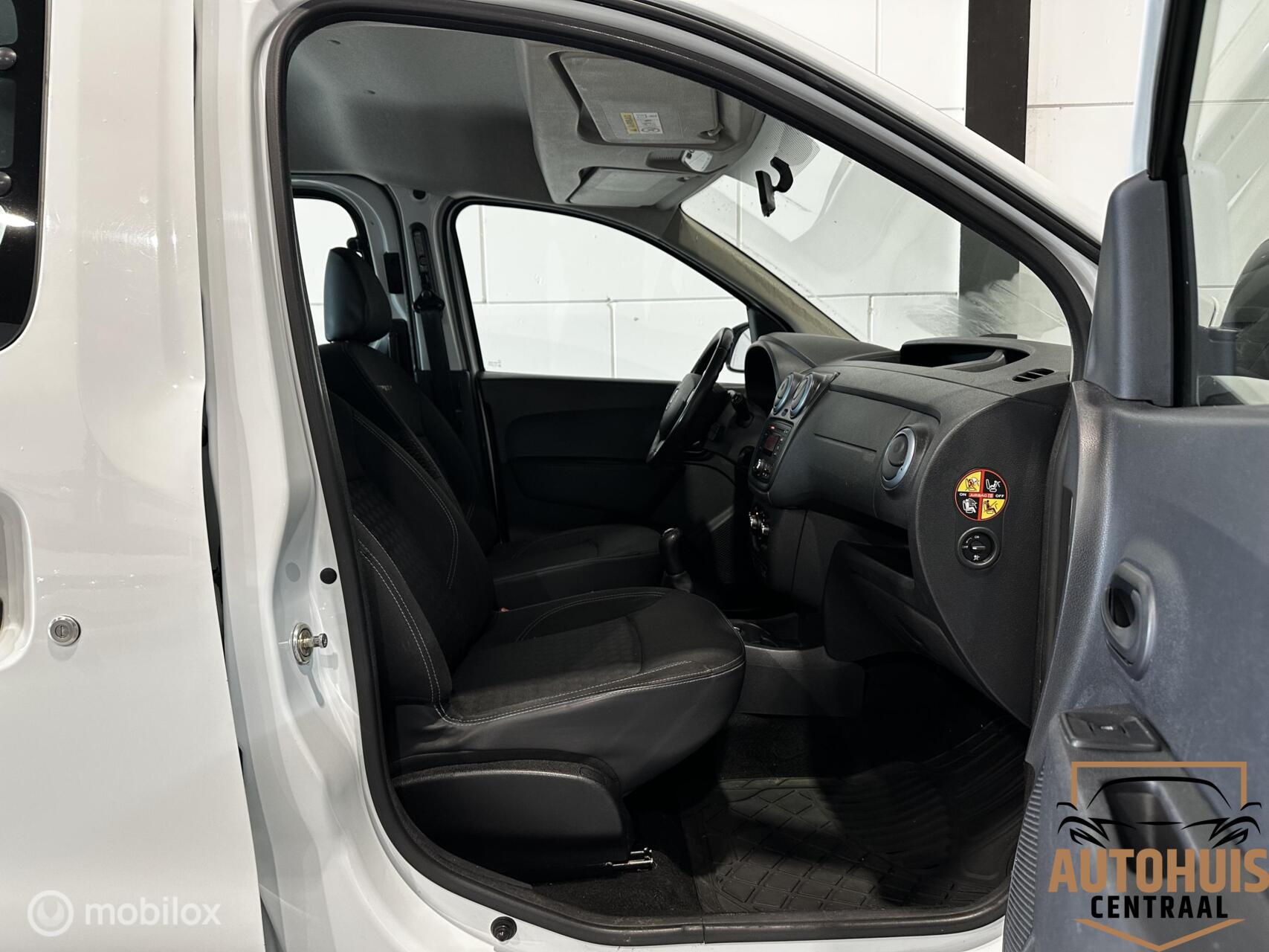 Foto van Dacia Dokker