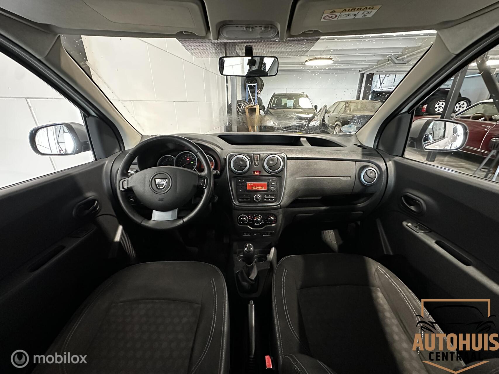Foto van Dacia Dokker