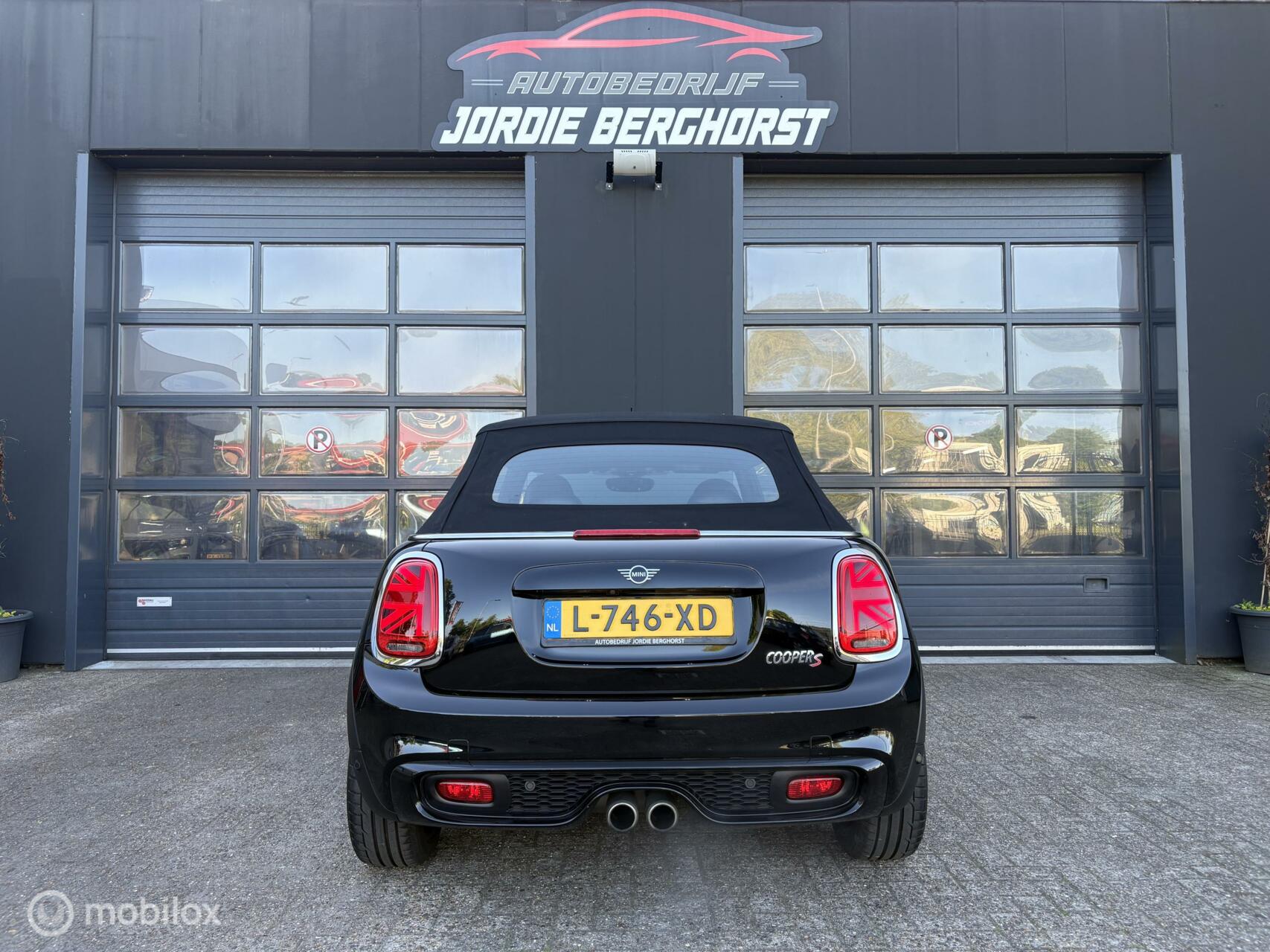 Foto van Mini Cabrio