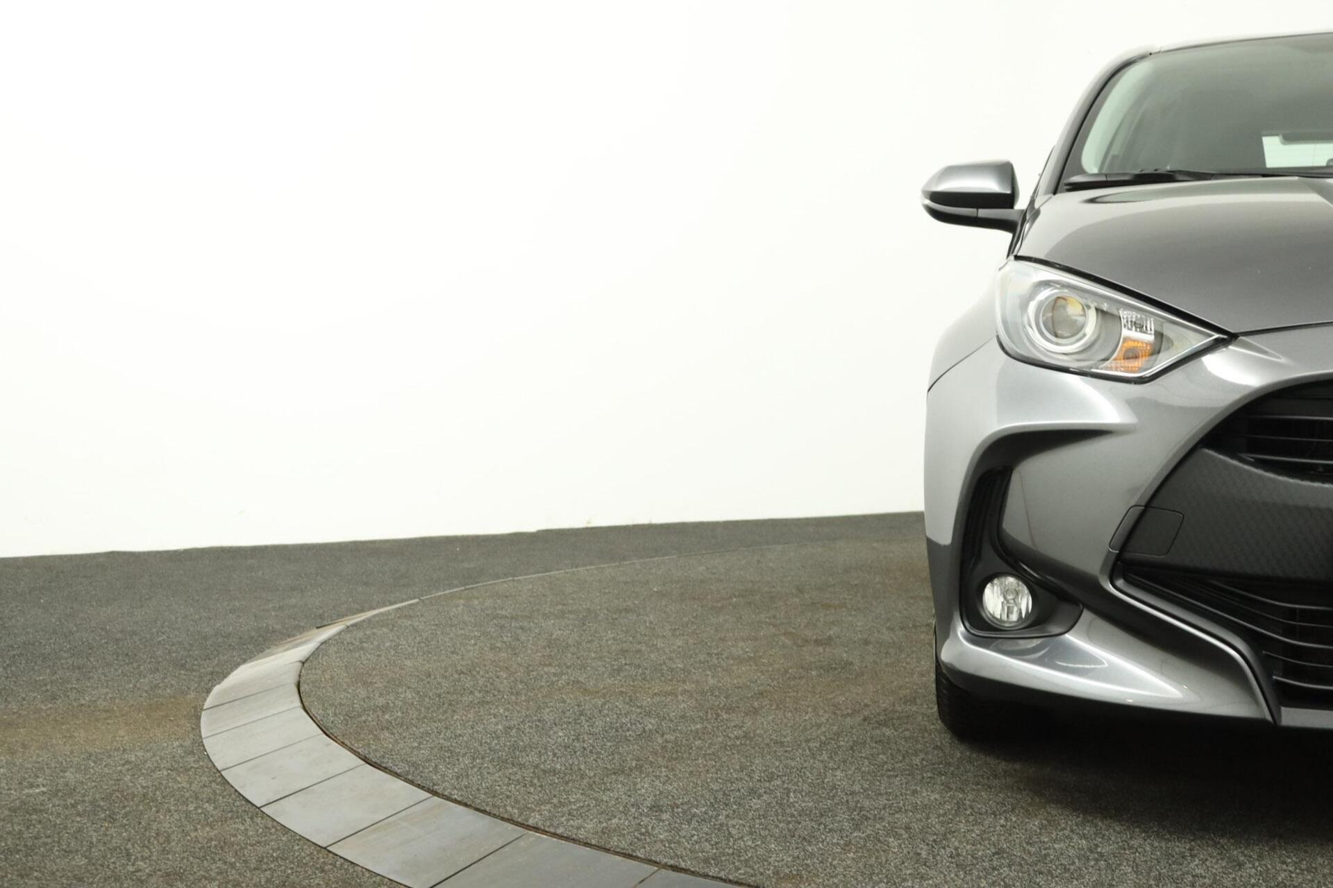 Foto van Mazda Mazda2 Hybrid