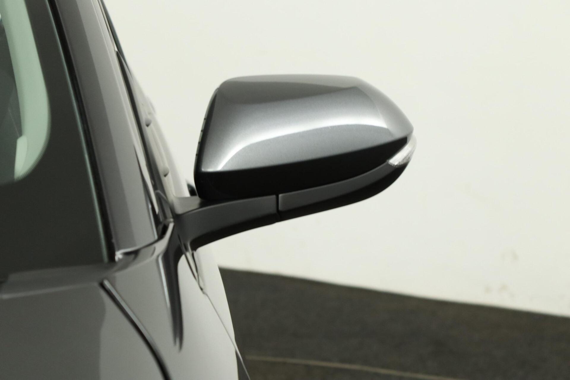 Foto van Mazda Mazda2 Hybrid
