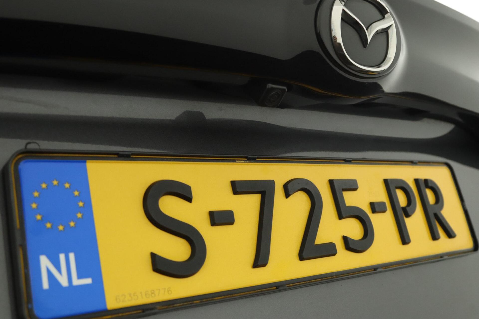 Foto van Mazda Mazda2 Hybrid