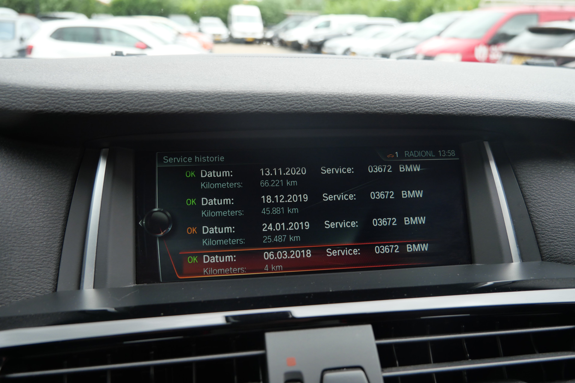Foto van BMW X4 Xdrive20i